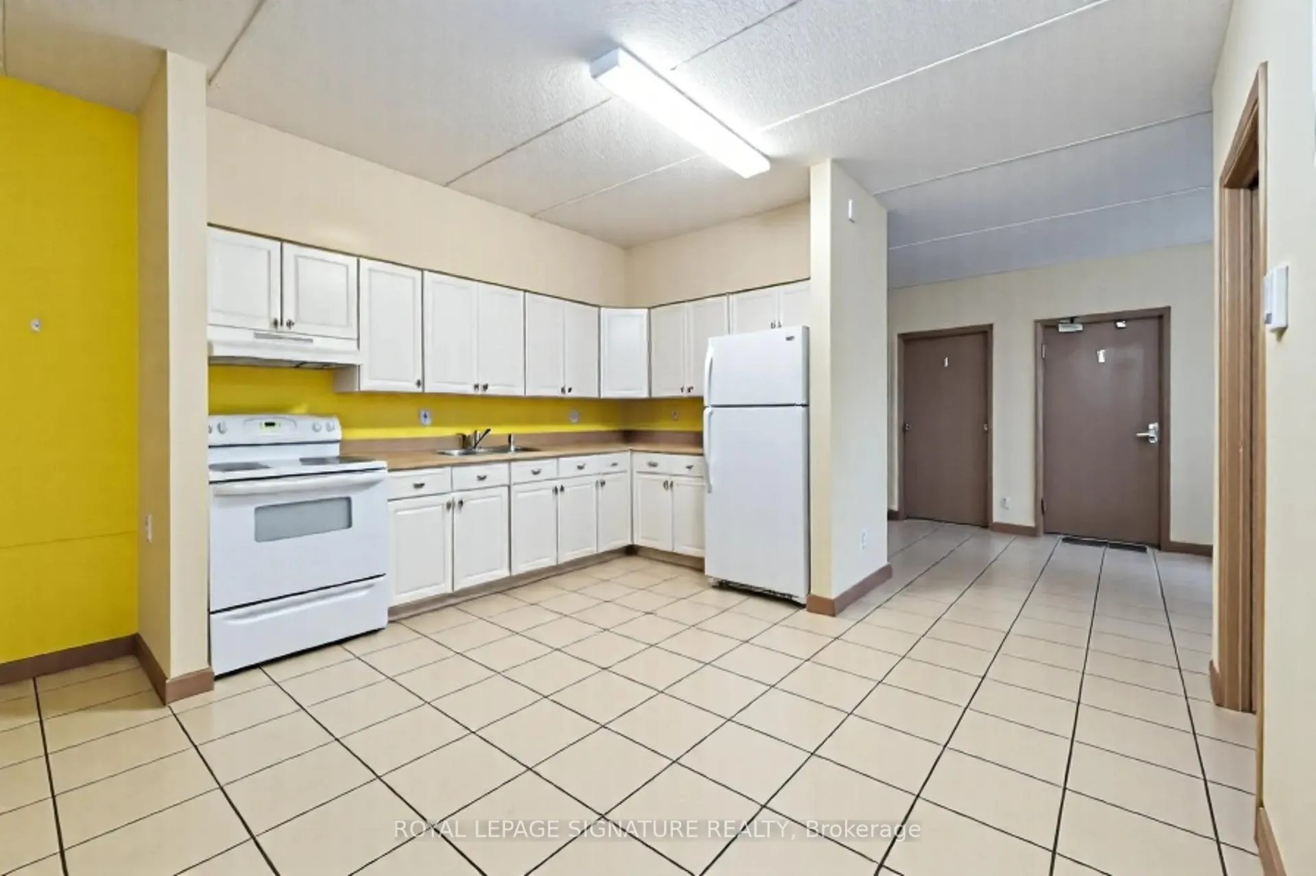 Photo 8 of Unit 304, 251 Lester Street, Waterloo — HOMEH