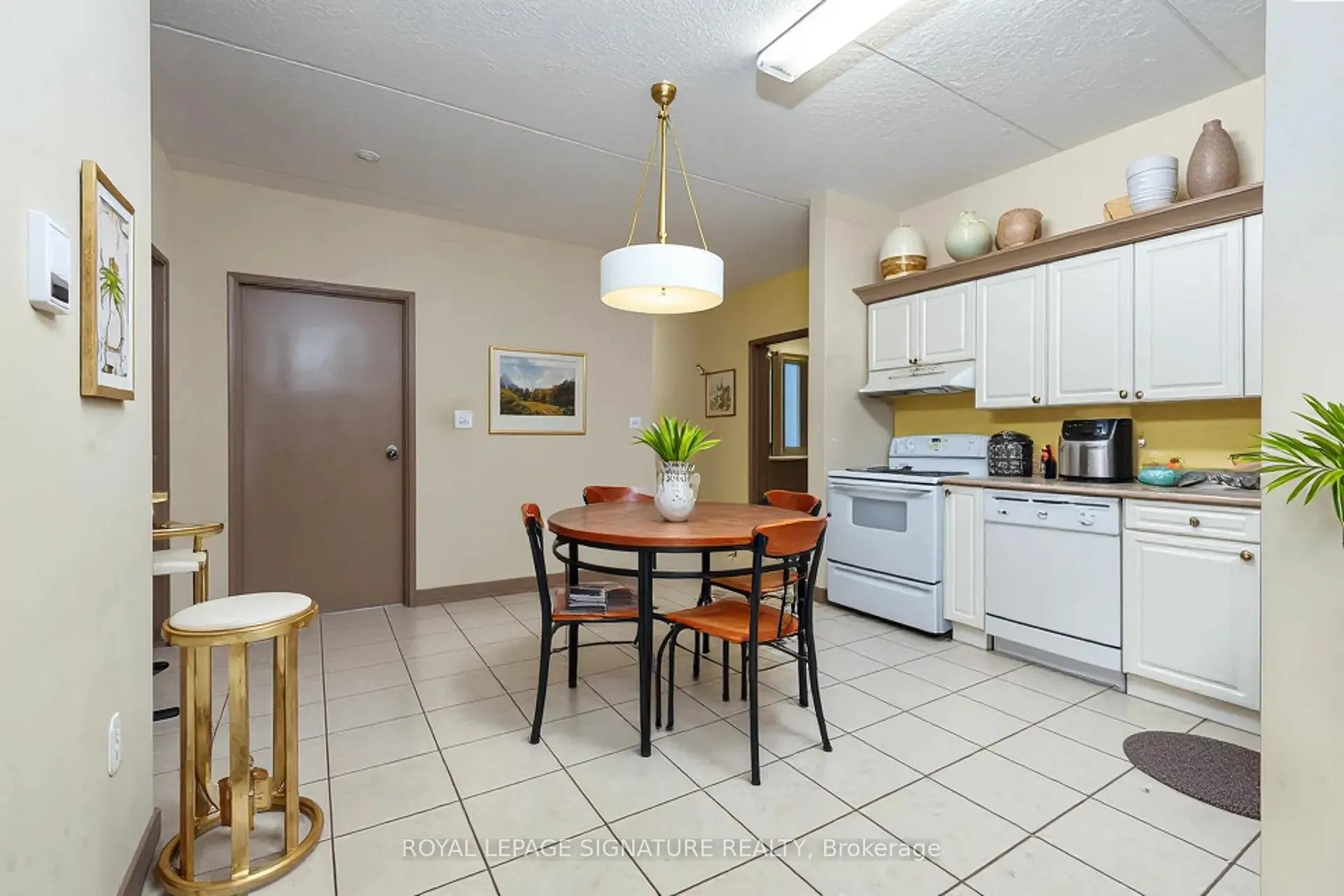 Photo 9 of Unit 304, 251 Lester Street, Waterloo — HOMEH