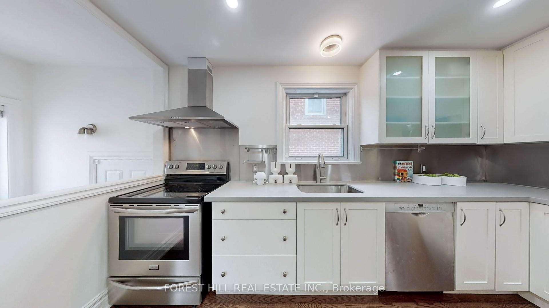 Photo 11 of 430 Elm Road, Toronto, Bedford Park-Nortown — HOMEH