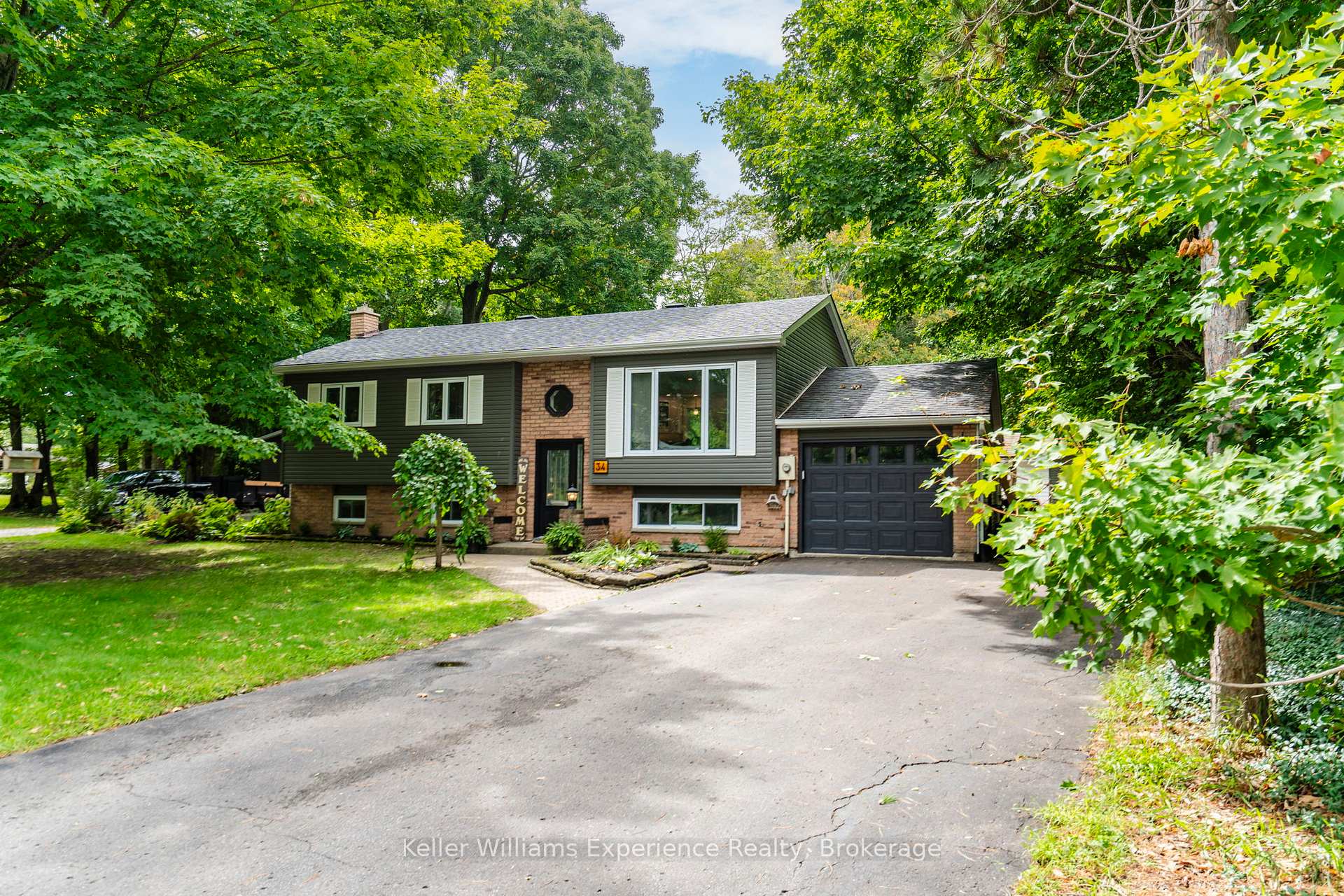 Photo 1 of 34 Howard Avenue, Tiny, Wyevale — HOMEH