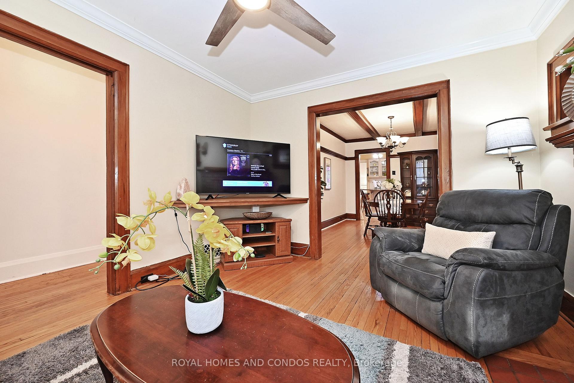 Photo 8 of 125 Dawes Road, Toronto, Crescent Town — HOMEH