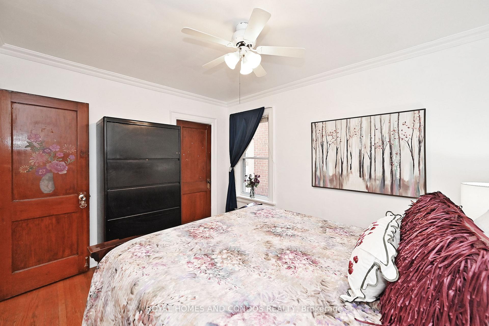 Photo 24 of 125 Dawes Road, Toronto, Crescent Town — HOMEH