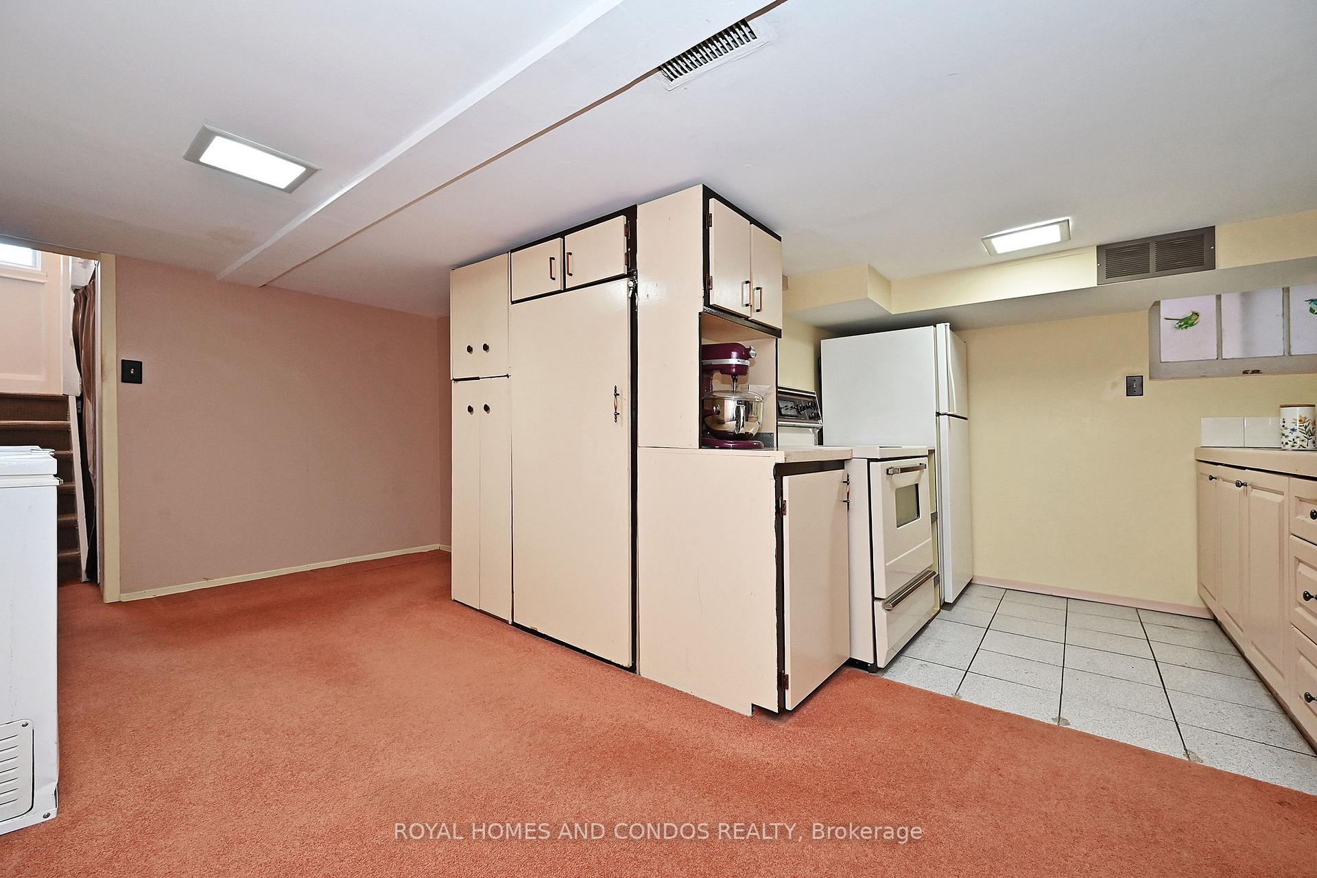 Photo 32 of 125 Dawes Road, Toronto, Crescent Town — HOMEH