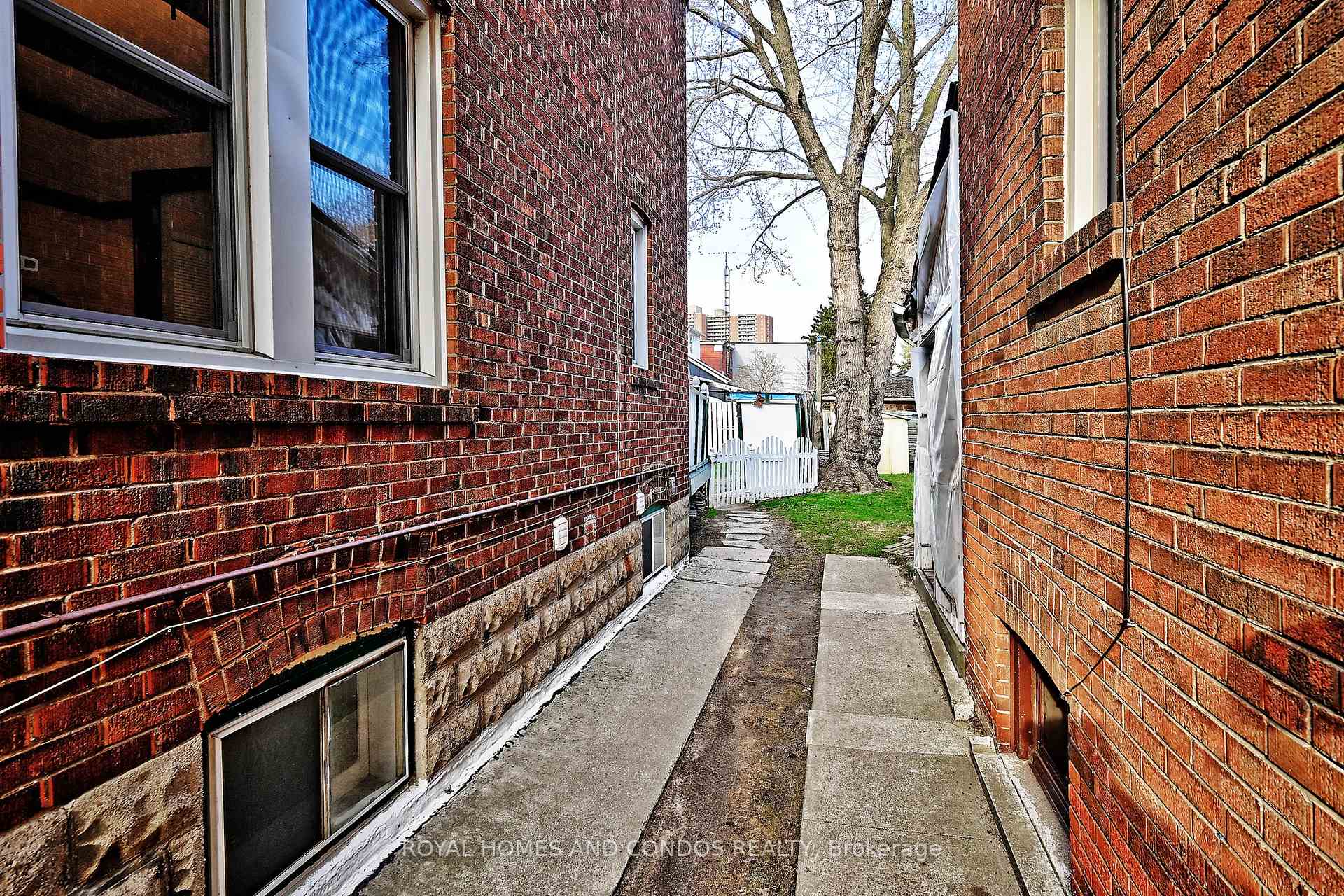 Photo 43 of 125 Dawes Road, Toronto, Crescent Town — HOMEH