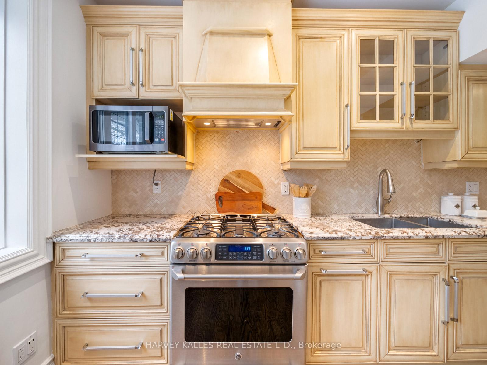 Photo 11 of 47 Glengowan Road, Toronto, Lawrence Park South — HOMEH