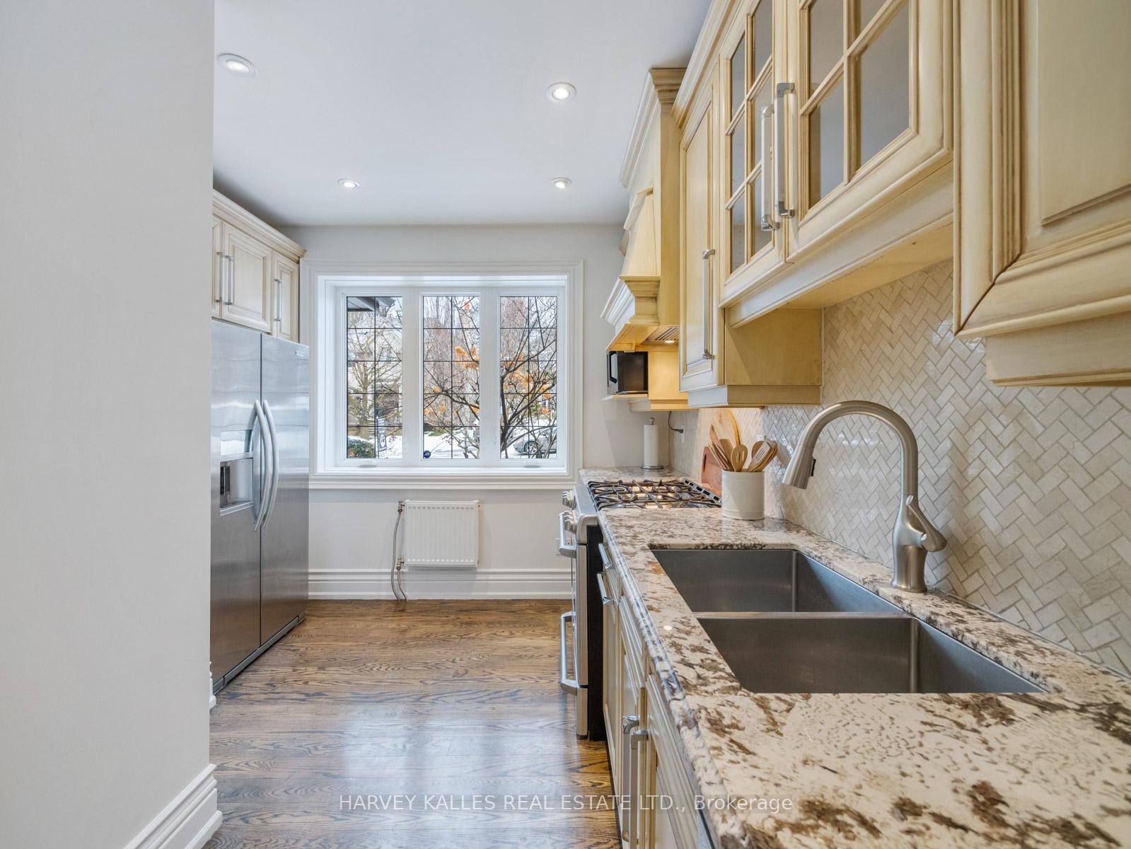 Photo 15 of 47 Glengowan Road, Toronto, Lawrence Park South — HOMEH