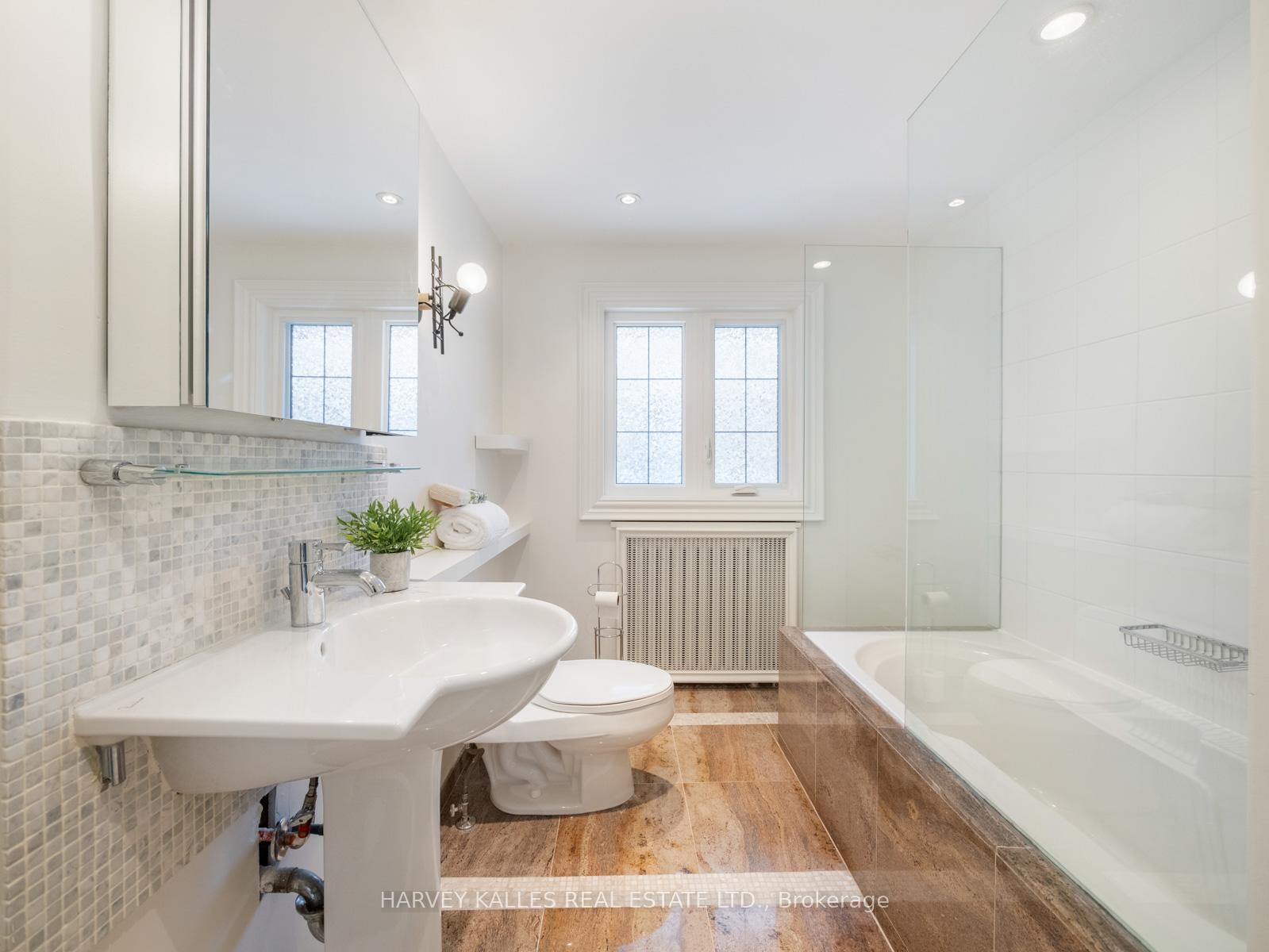 Photo 21 of 47 Glengowan Road, Toronto, Lawrence Park South — HOMEH