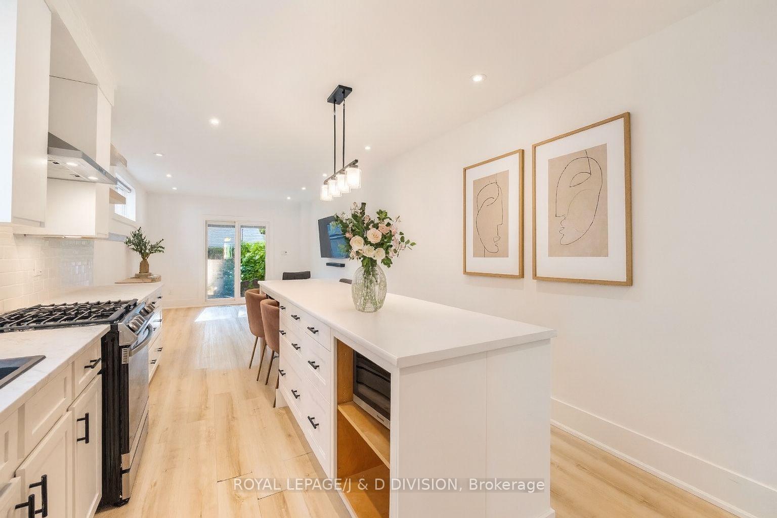 Photo 4 of Unit Main, 278 Markham Street, Toronto, Trinity-Bellwoods — HOMEH