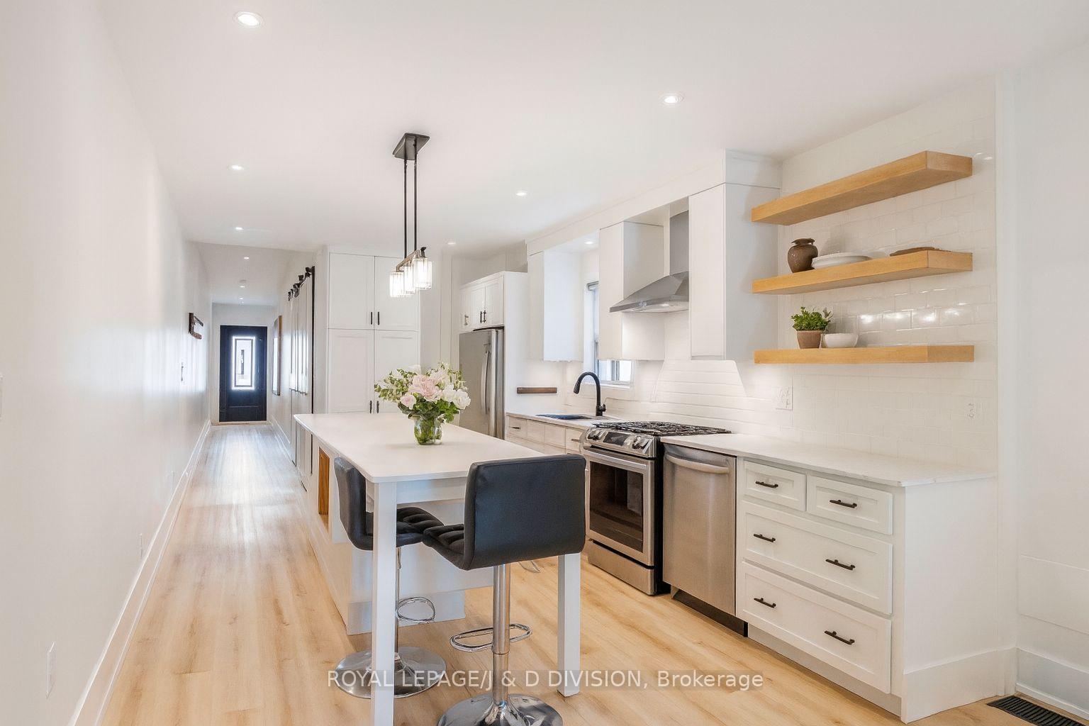 Photo 6 of Unit Main, 278 Markham Street, Toronto, Trinity-Bellwoods — HOMEH