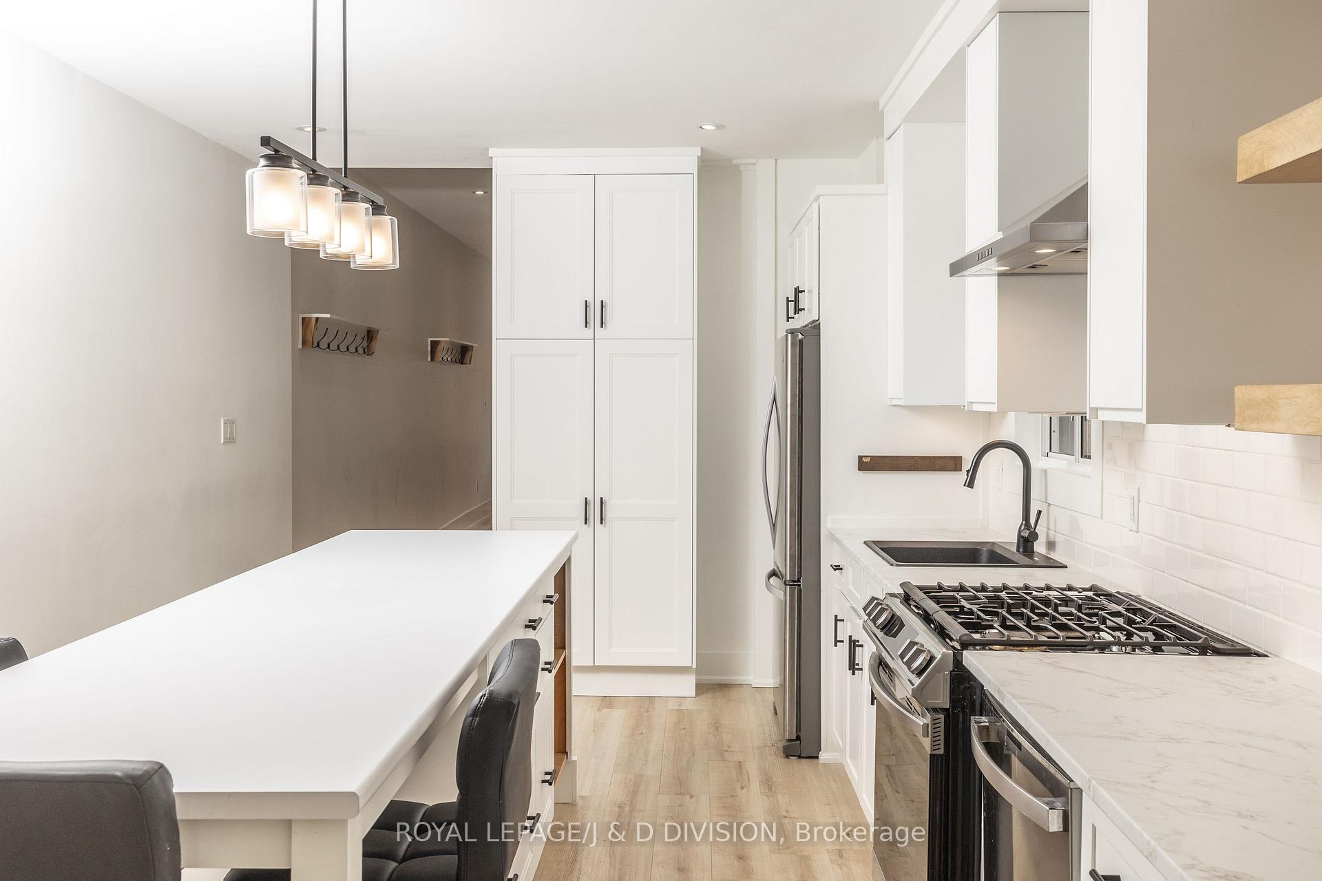 Photo 10 of Unit Main, 278 Markham Street, Toronto, Trinity-Bellwoods — HOMEH
