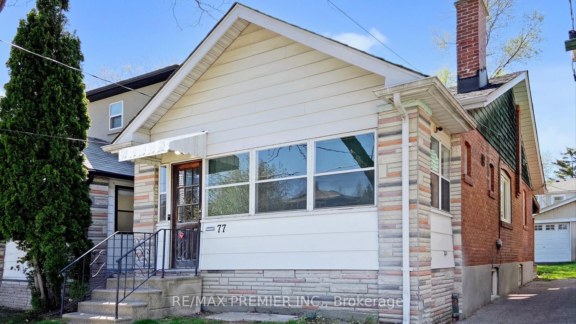 Photo 2 of 77 Gatwick Avenue, Toronto, Woodbine-Lumsden — HOMEH