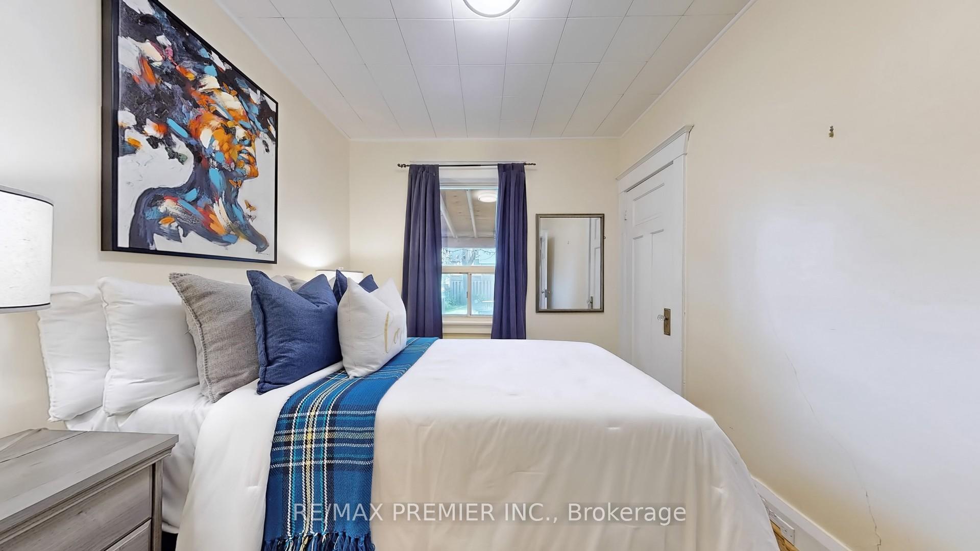 Photo 23 of 77 Gatwick Avenue, Toronto, Woodbine-Lumsden — HOMEH