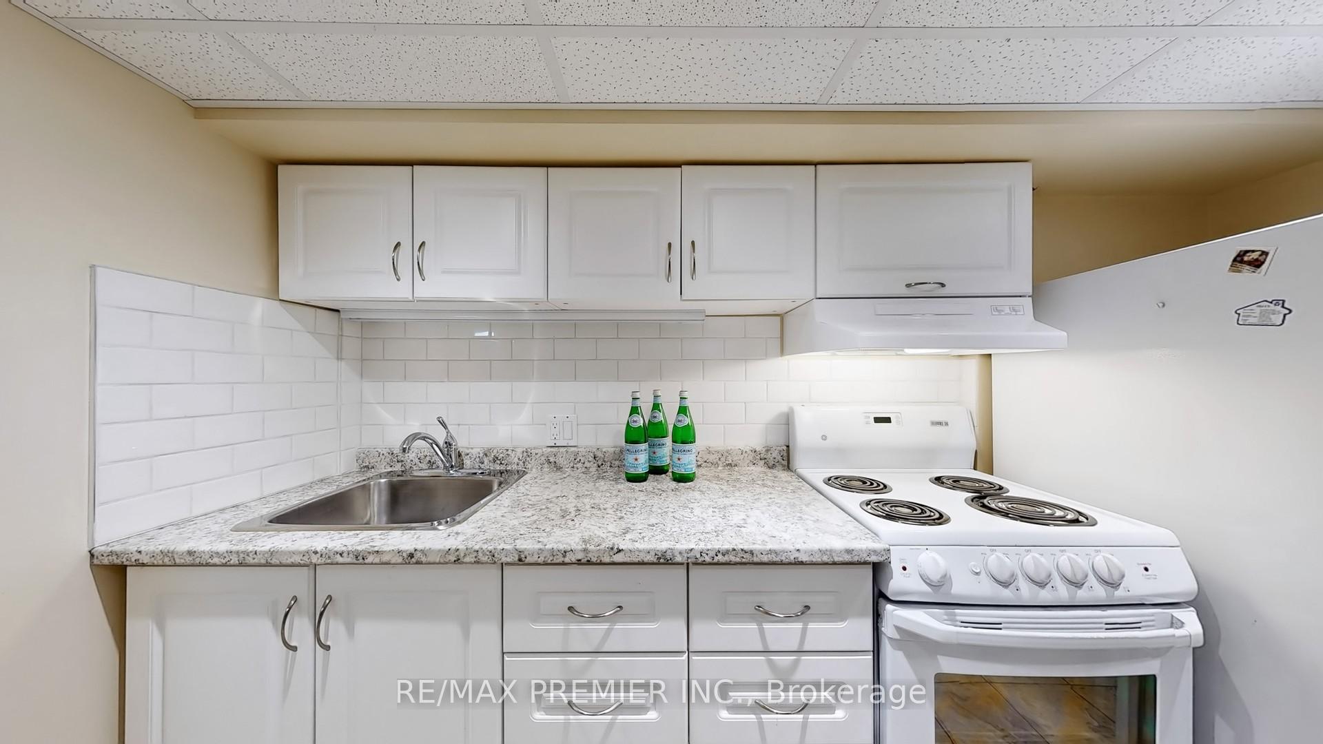Photo 33 of 77 Gatwick Avenue, Toronto, Woodbine-Lumsden — HOMEH