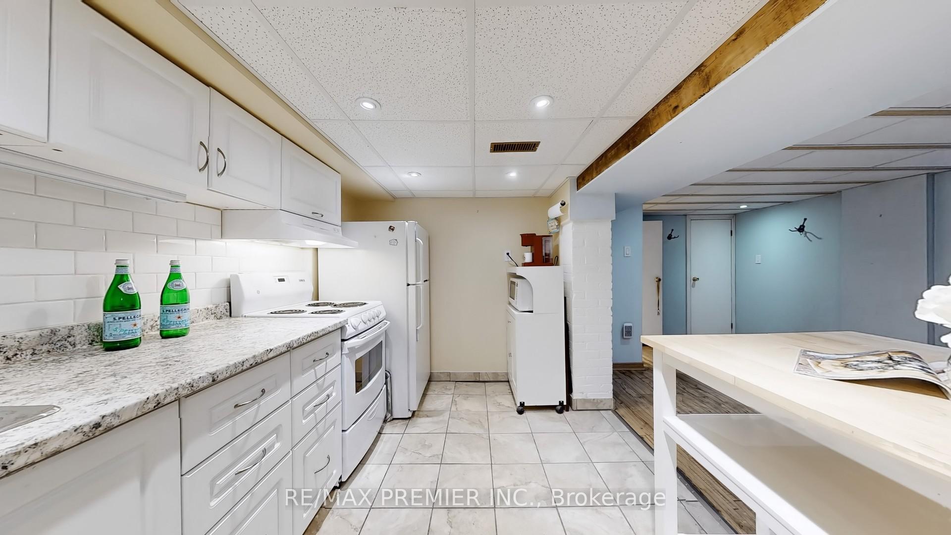 Photo 34 of 77 Gatwick Avenue, Toronto, Woodbine-Lumsden — HOMEH