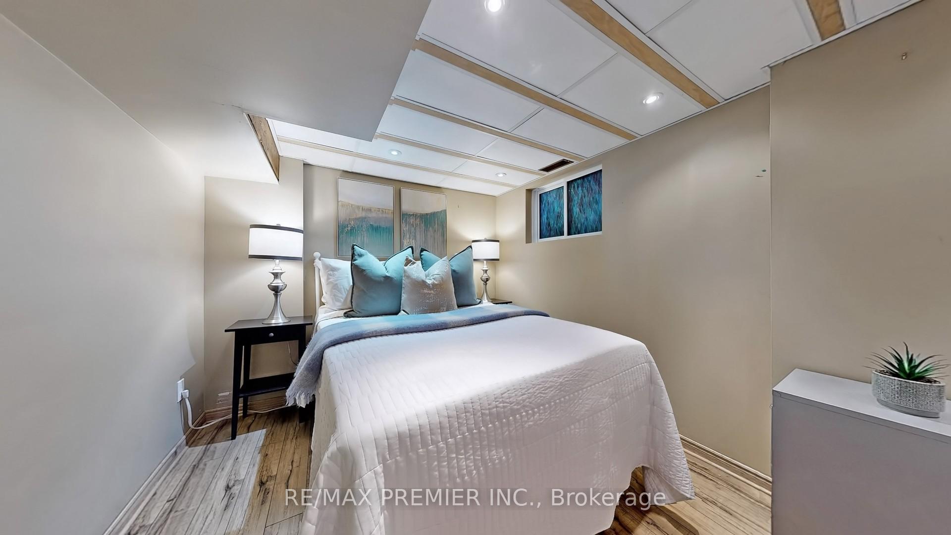Photo 36 of 77 Gatwick Avenue, Toronto, Woodbine-Lumsden — HOMEH