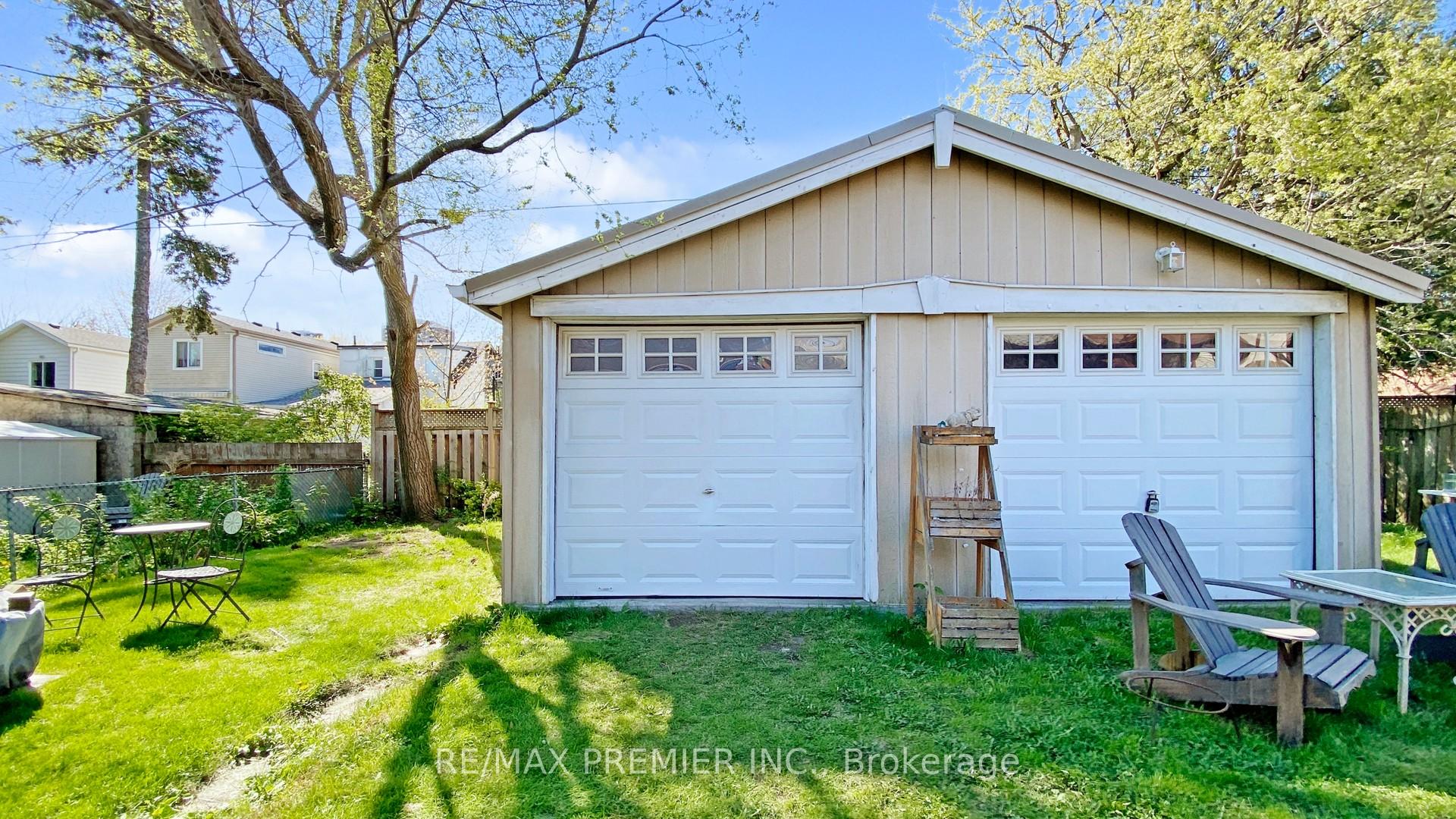 Photo 50 of 77 Gatwick Avenue, Toronto, Woodbine-Lumsden — HOMEH