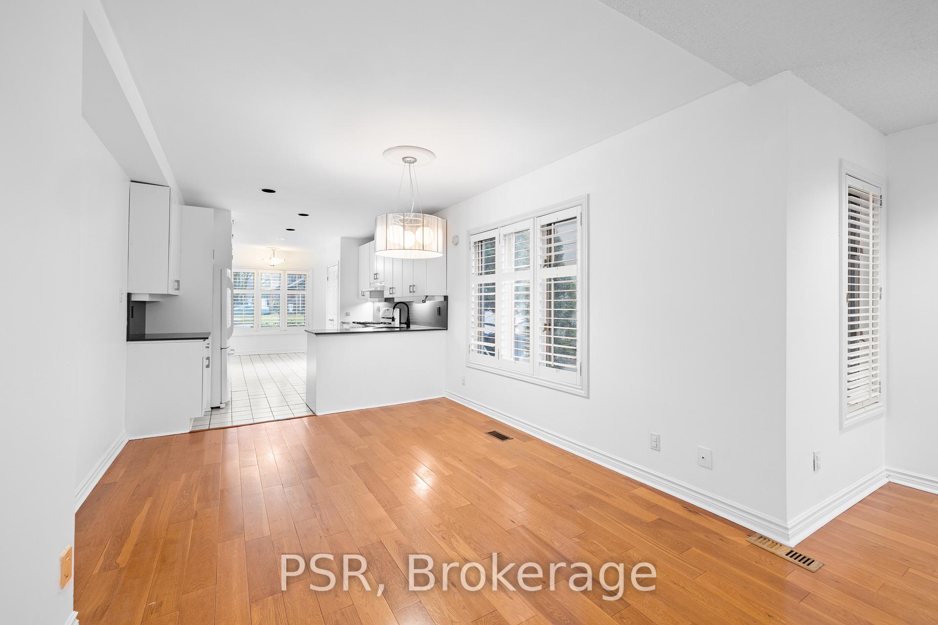 Photo 10 of 83 Pickering Street, Toronto, East End-Danforth — HOMEH