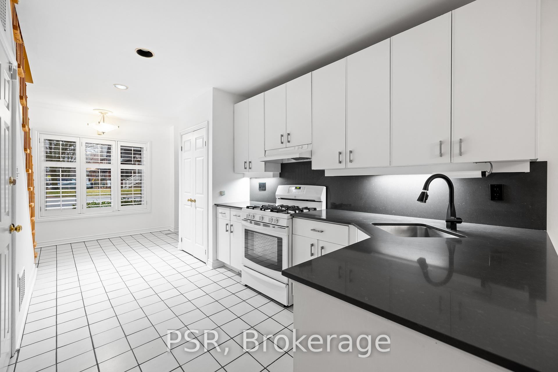 Photo 11 of 83 Pickering Street, Toronto, East End-Danforth — HOMEH