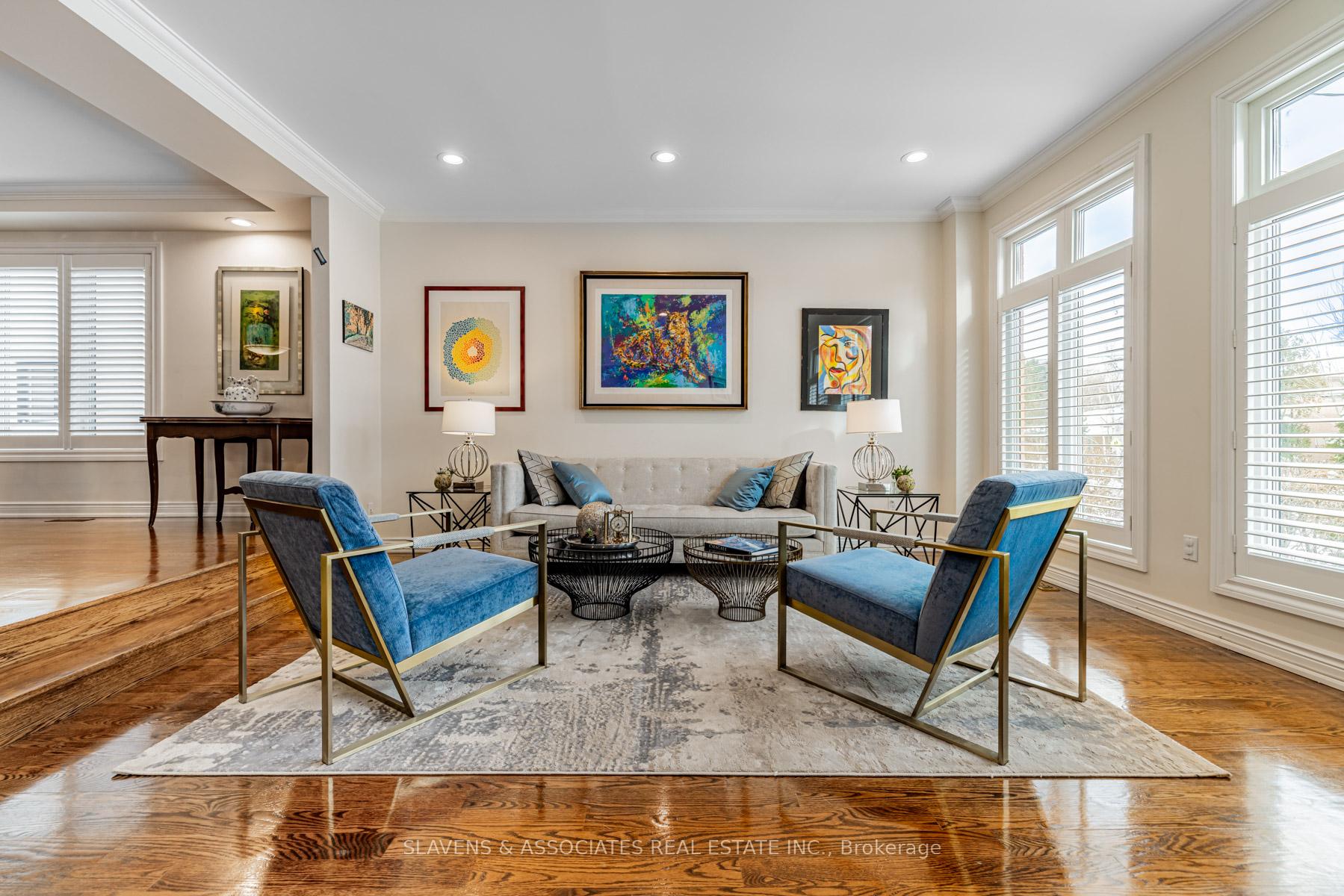 Photo 4 of 602 Glengrove Avenue, Toronto, Englemount-Lawrence — HOMEH
