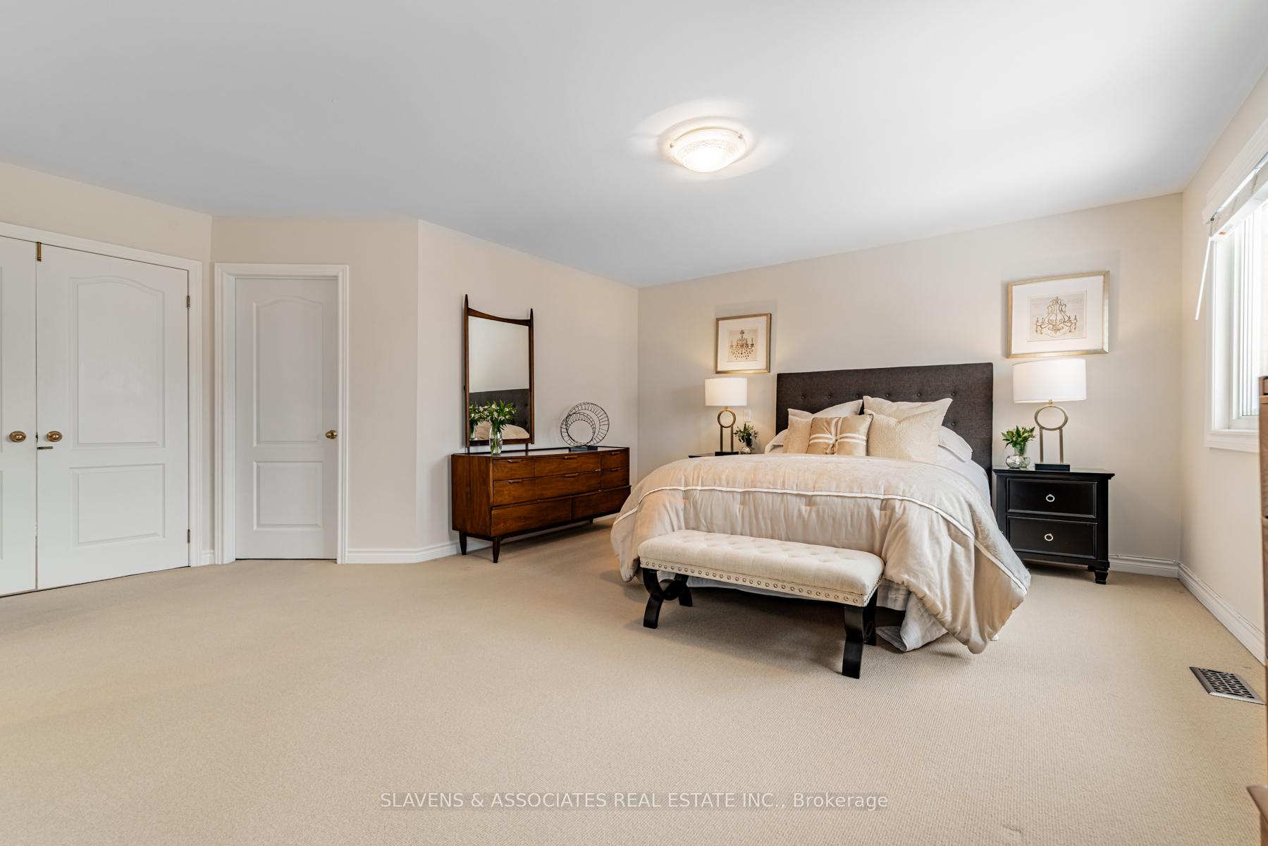 Photo 21 of 602 Glengrove Avenue, Toronto, Englemount-Lawrence — HOMEH