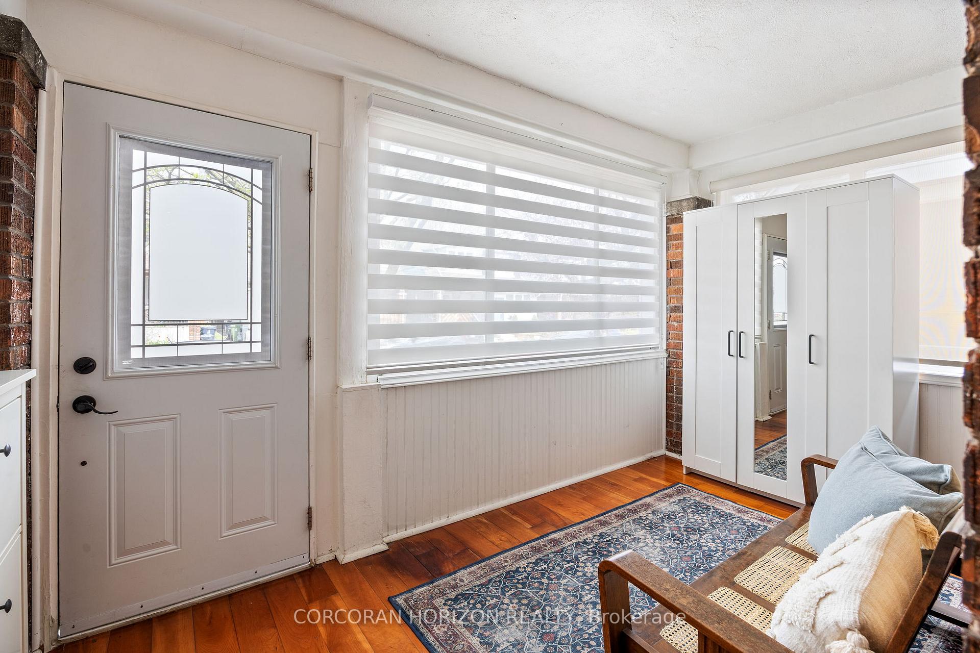 Photo 4 of 189 Springdale Boulevard, Toronto, Danforth Village-East York — HOMEH