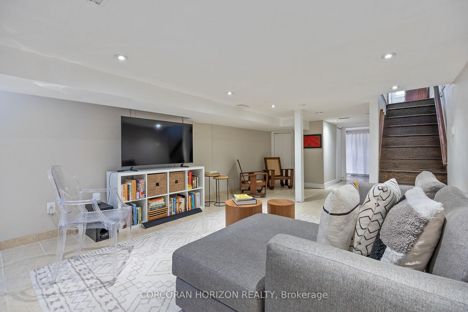 Photo 28 of 189 Springdale Boulevard, Toronto, Danforth Village-East York — HOMEH