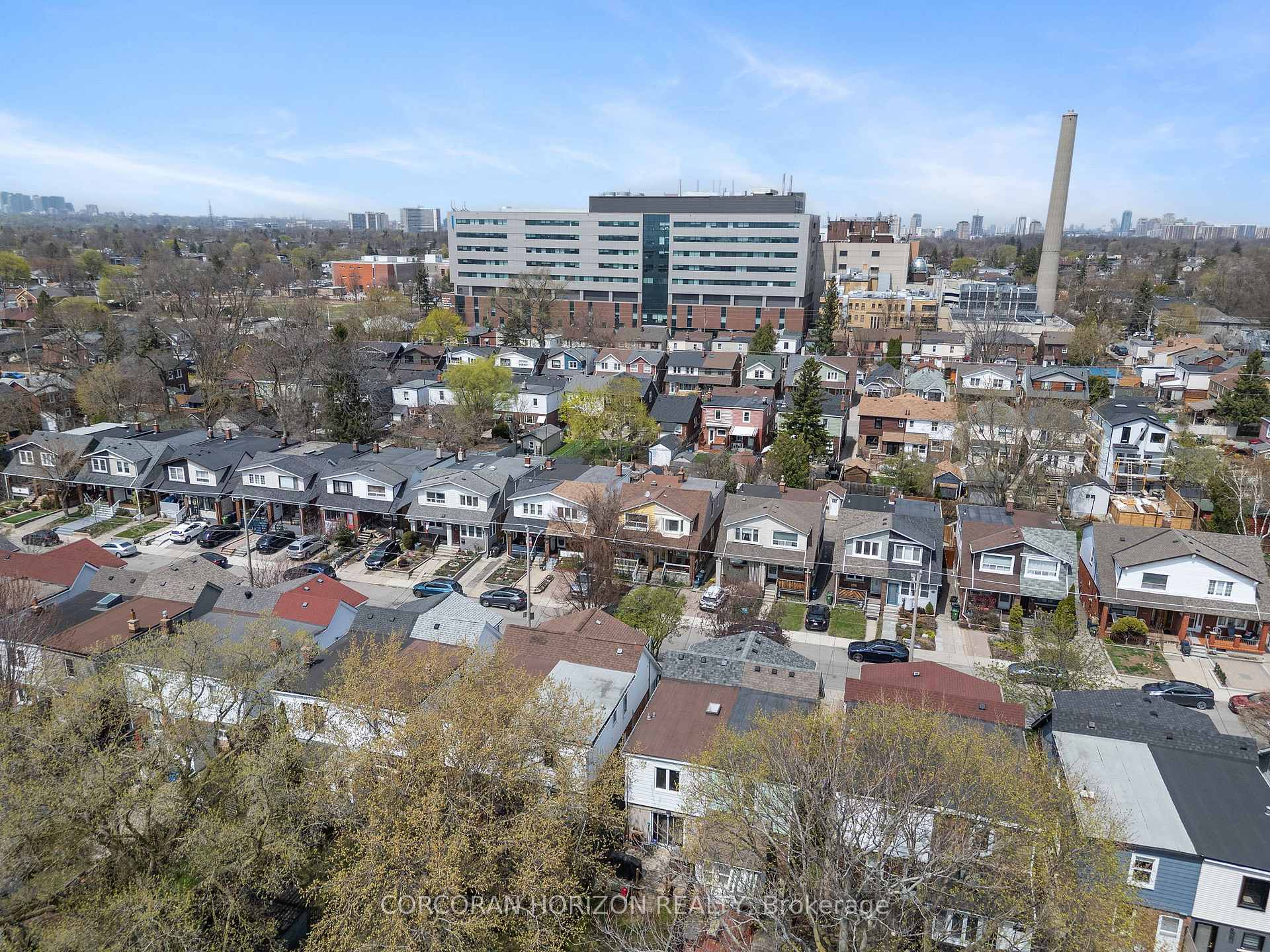 Photo 39 of 189 Springdale Boulevard, Toronto, Danforth Village-East York — HOMEH