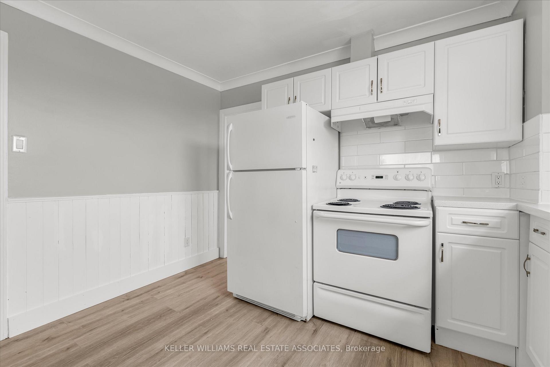 Photo 24 of 180 Pine Street S, Thorold, Thorold Downtown — HOMEH