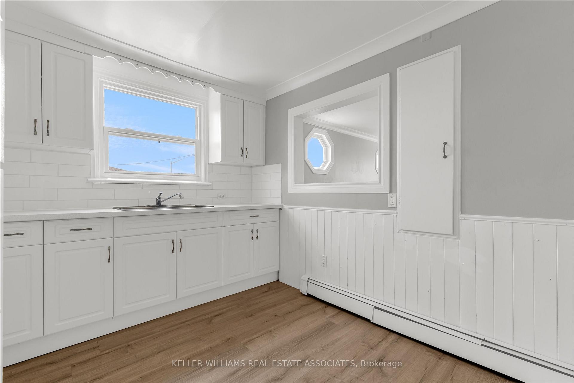 Photo 25 of 180 Pine Street S, Thorold, Thorold Downtown — HOMEH