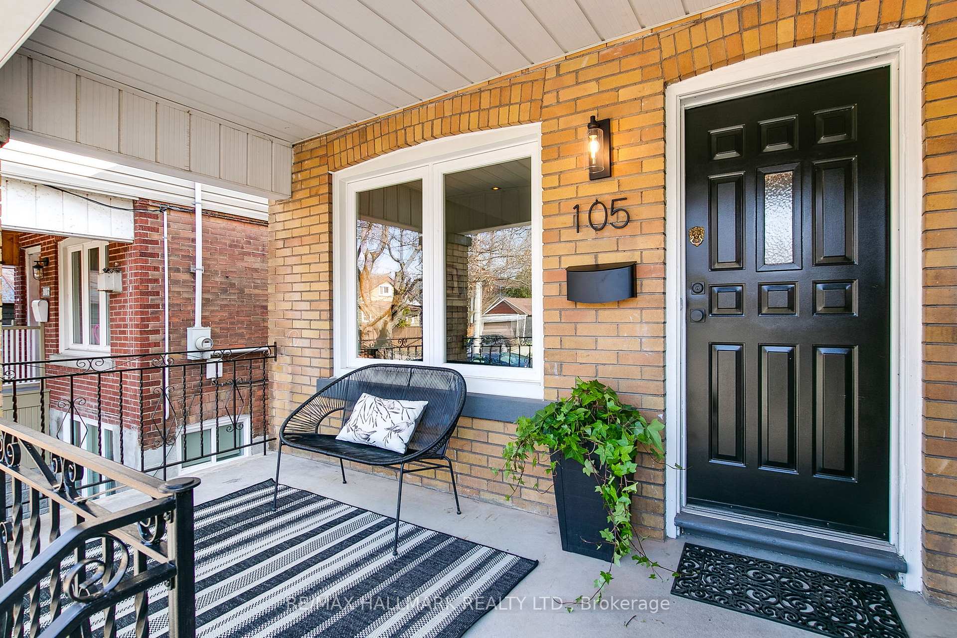 Photo 3 of 105 Queensdale Avenue, Toronto, Danforth — HOMEH