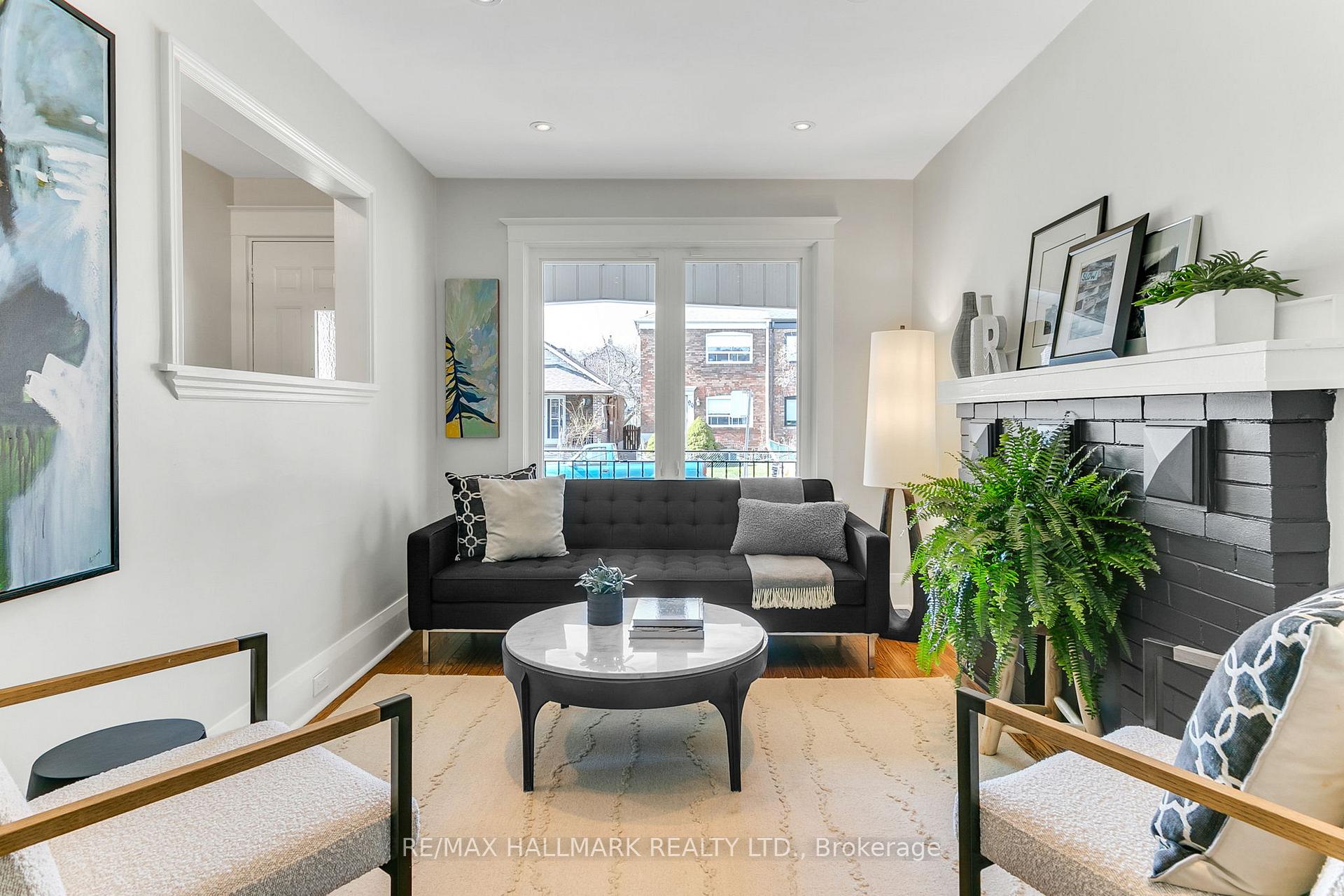 Photo 6 of 105 Queensdale Avenue, Toronto, Danforth — HOMEH