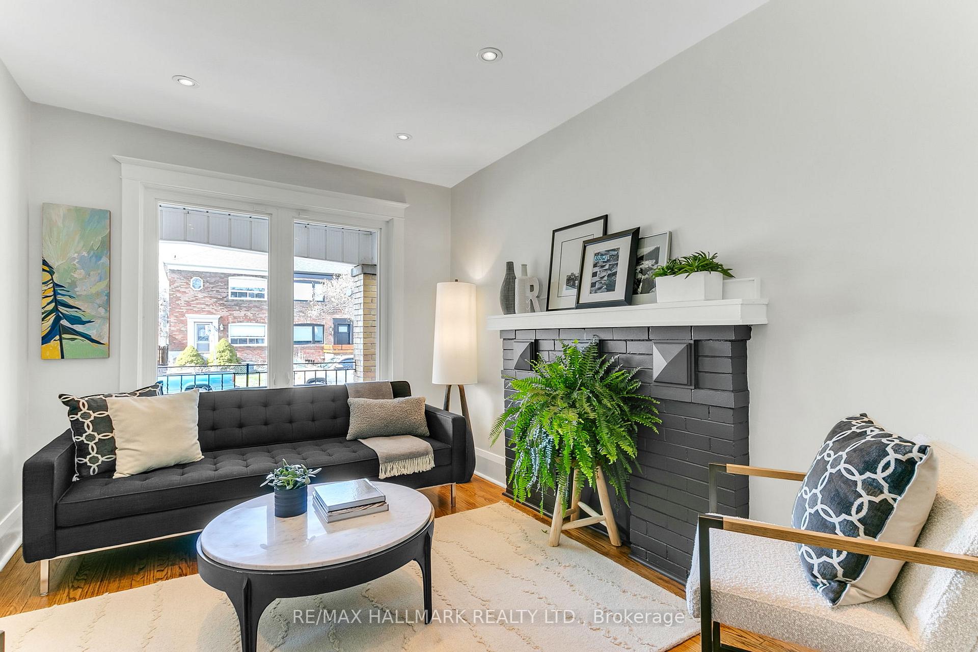 Photo 7 of 105 Queensdale Avenue, Toronto, Danforth — HOMEH