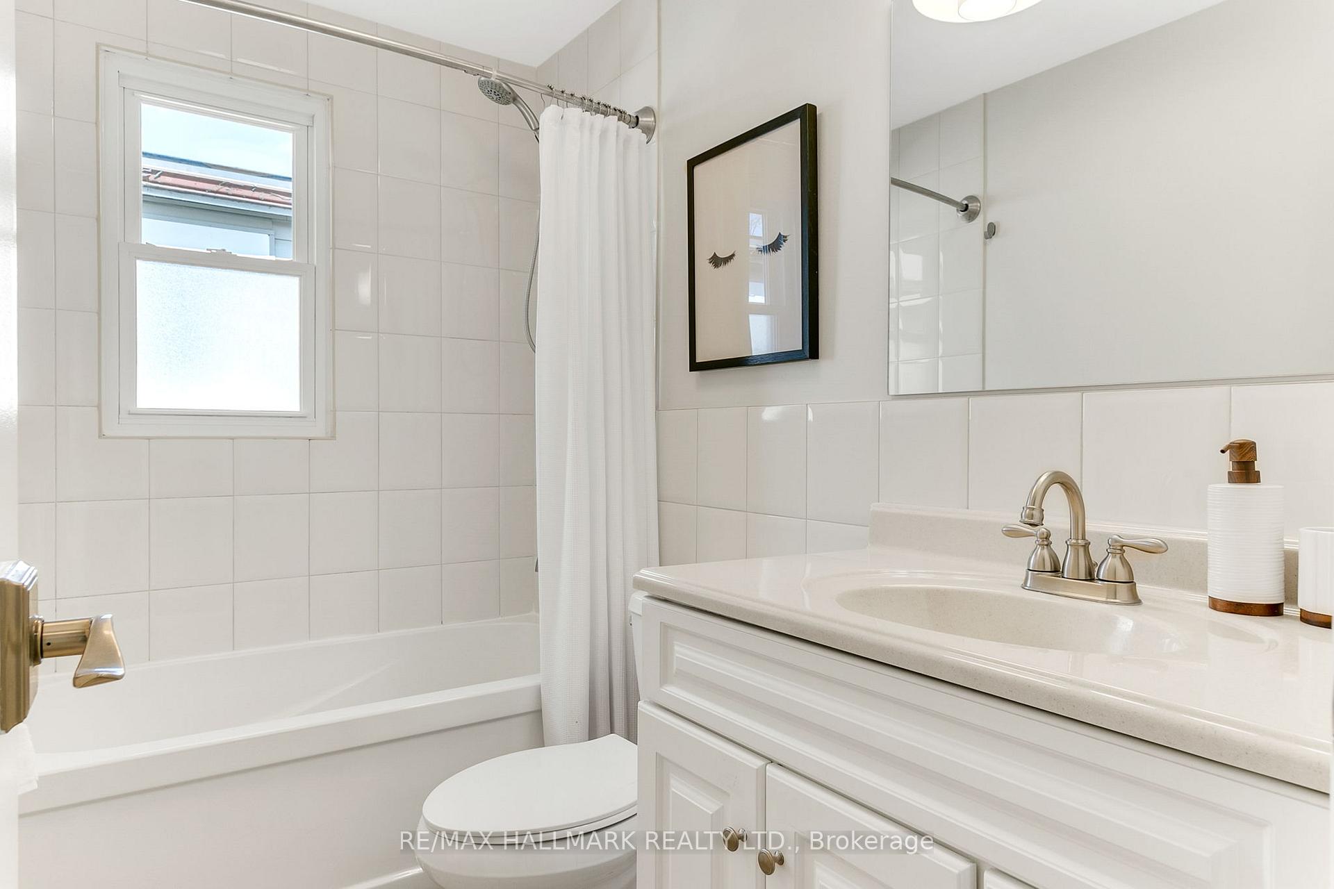 Photo 24 of 105 Queensdale Avenue, Toronto, Danforth — HOMEH