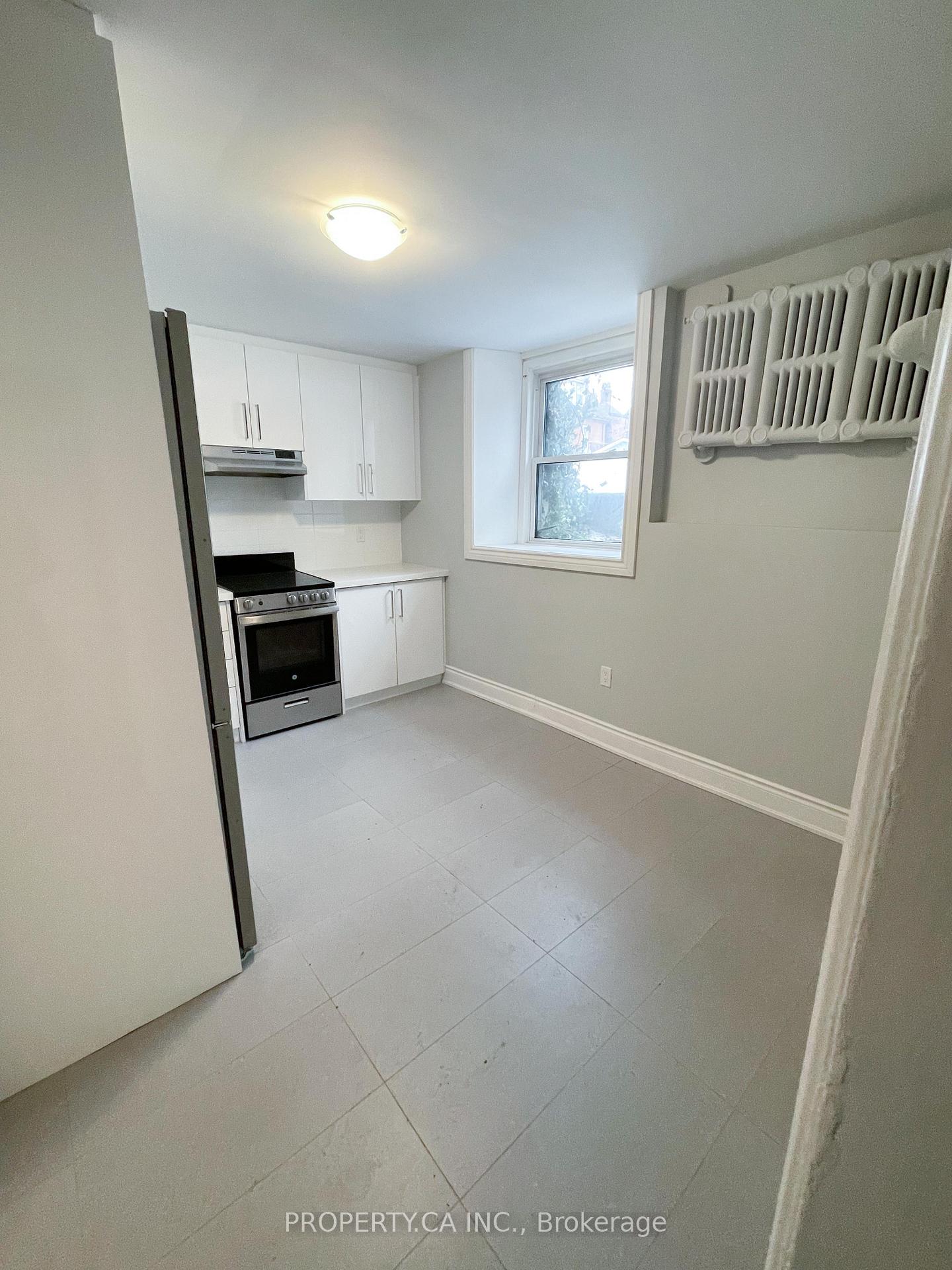 Photo 6 of Unit Unit 1, 345 Gladstone Avenue, Toronto, Dufferin Grove — HOMEH