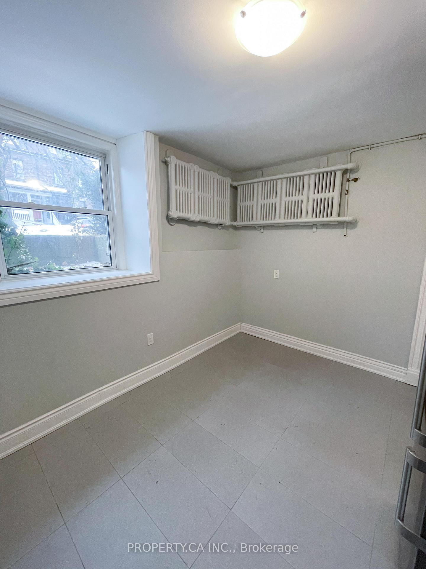 Photo 8 of Unit Unit 1, 345 Gladstone Avenue, Toronto, Dufferin Grove — HOMEH