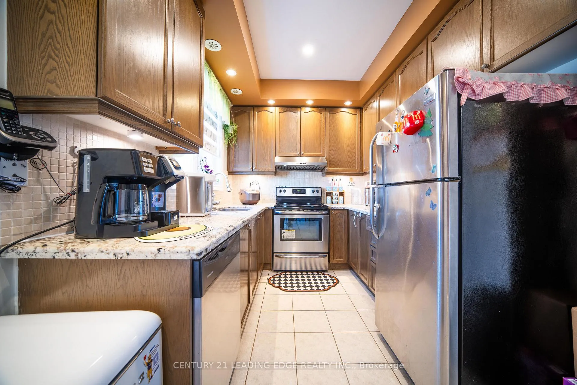 Photo 6 of 5 Dearie Lane, Markham, Milliken Mills East — HOMEH