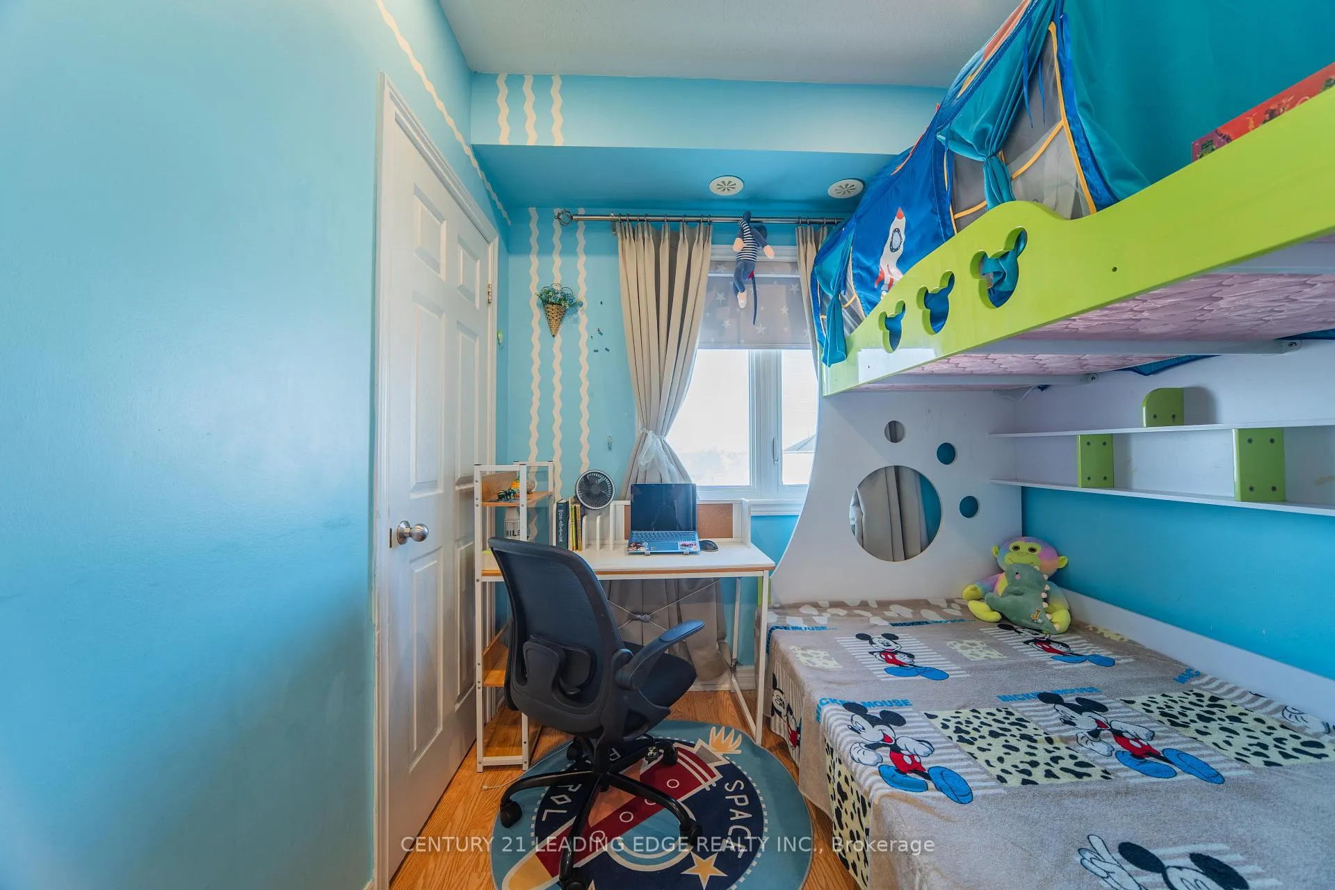 Photo 27 of 5 Dearie Lane, Markham, Milliken Mills East — HOMEH