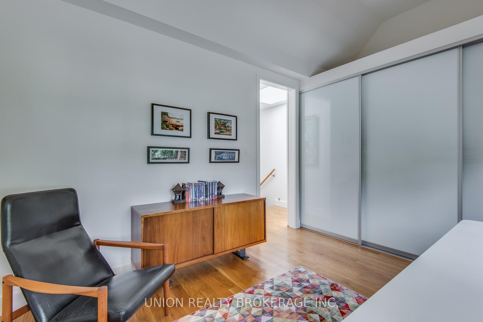 Photo 19 of 30 Hiawatha Road, Toronto, Greenwood-Coxwell — HOMEH