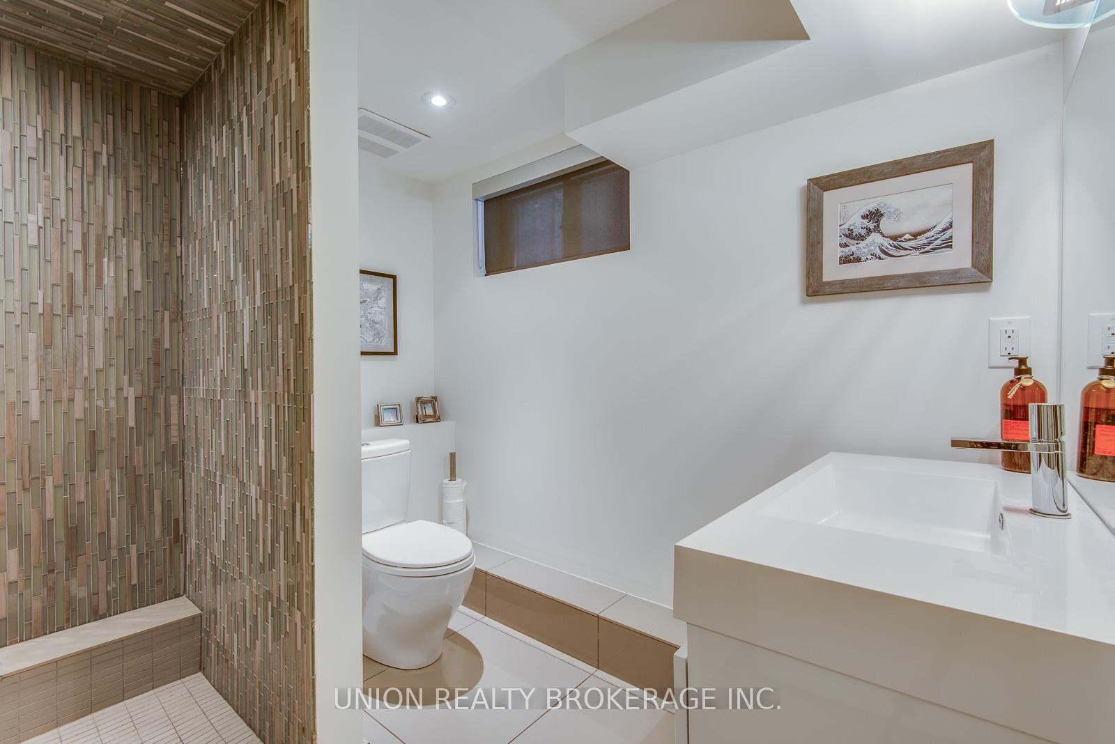 Photo 28 of 30 Hiawatha Road, Toronto, Greenwood-Coxwell — HOMEH