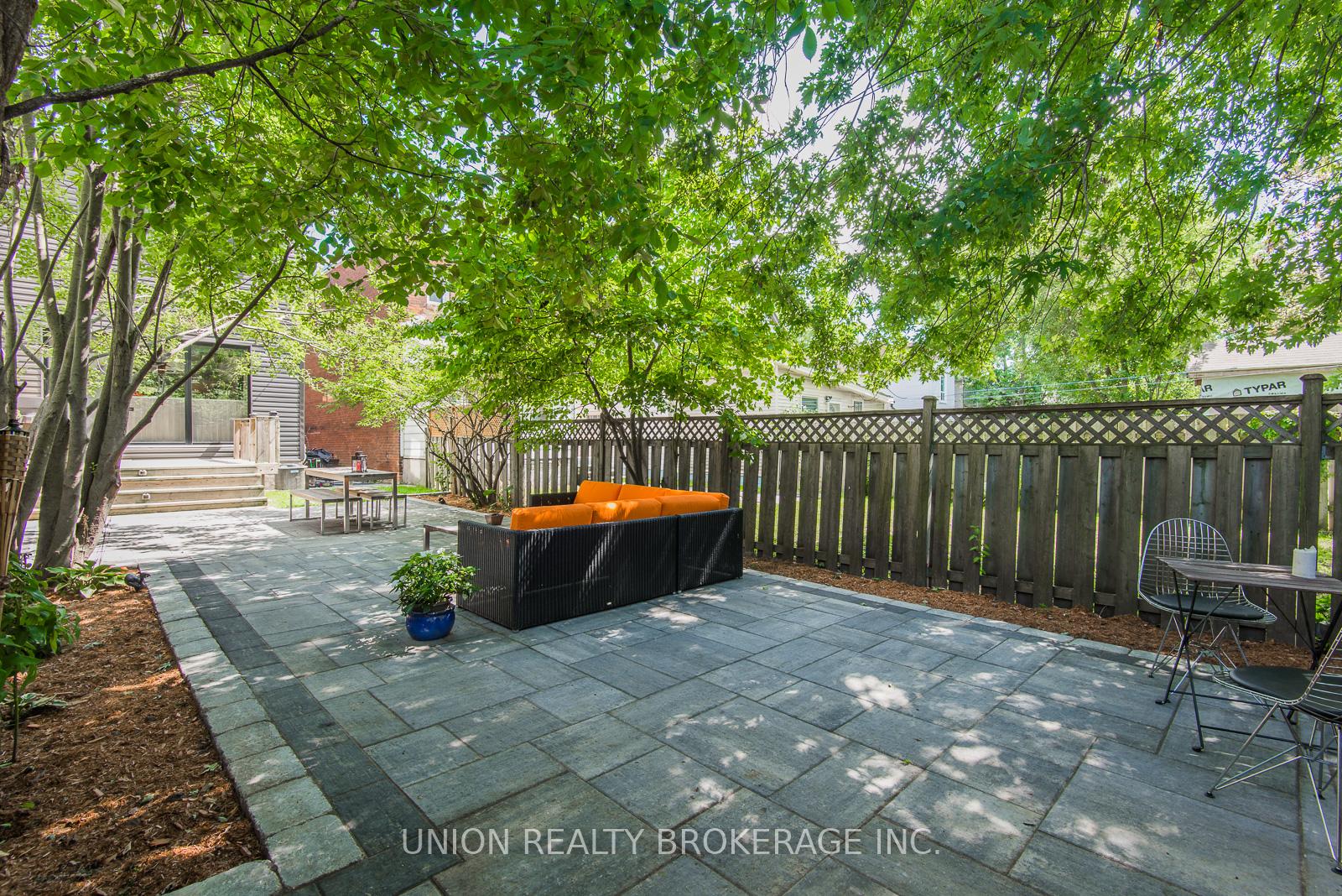 Photo 33 of 30 Hiawatha Road, Toronto, Greenwood-Coxwell — HOMEH