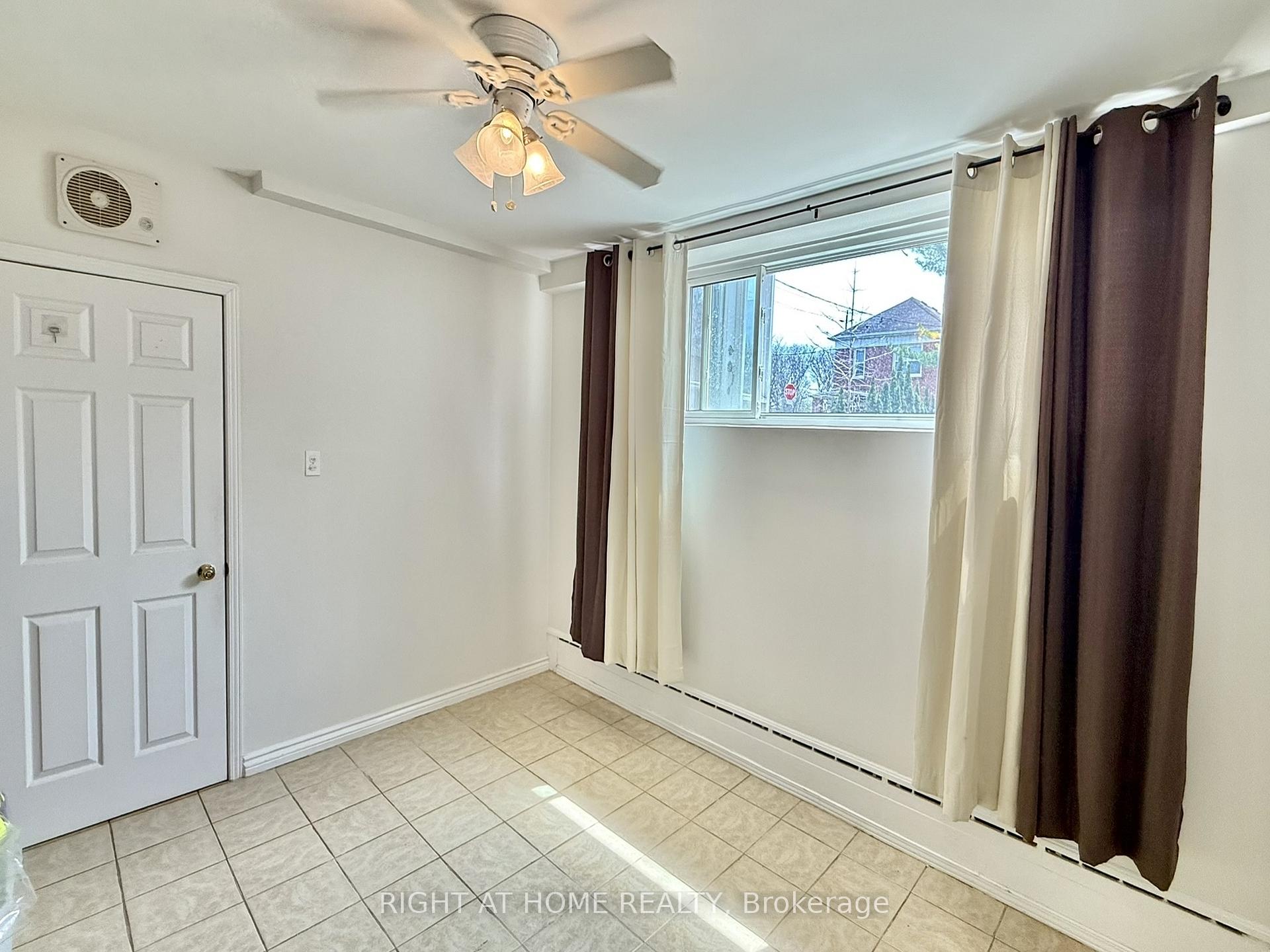 Photo 8 of 20 Belvidere Avenue, Toronto, Humewood-Cedarvale — HOMEH