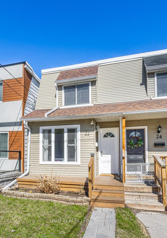 Photo 2 of 22 Queensdale Avenue, Toronto, Danforth Village-East York — HOMEH