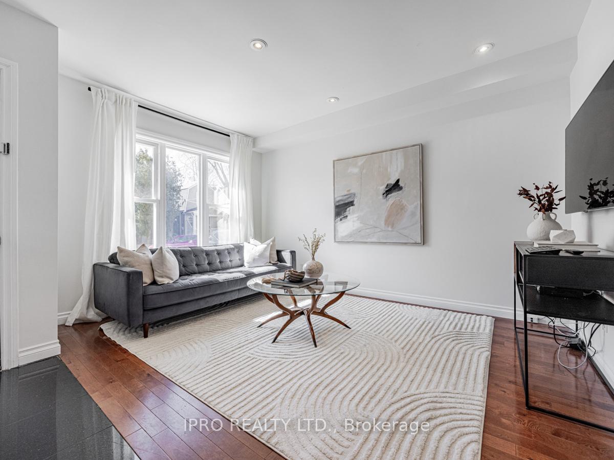 Photo 6 of 22 Queensdale Avenue, Toronto, Danforth Village-East York — HOMEH
