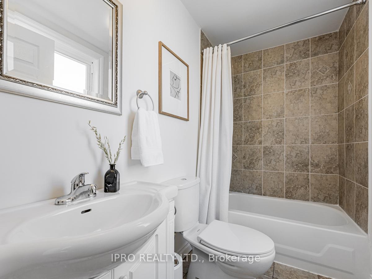 Photo 24 of 22 Queensdale Avenue, Toronto, Danforth Village-East York — HOMEH