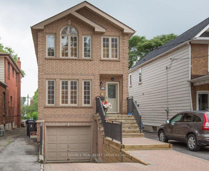 Front of Unit Basement, 301 Gowan Avenue