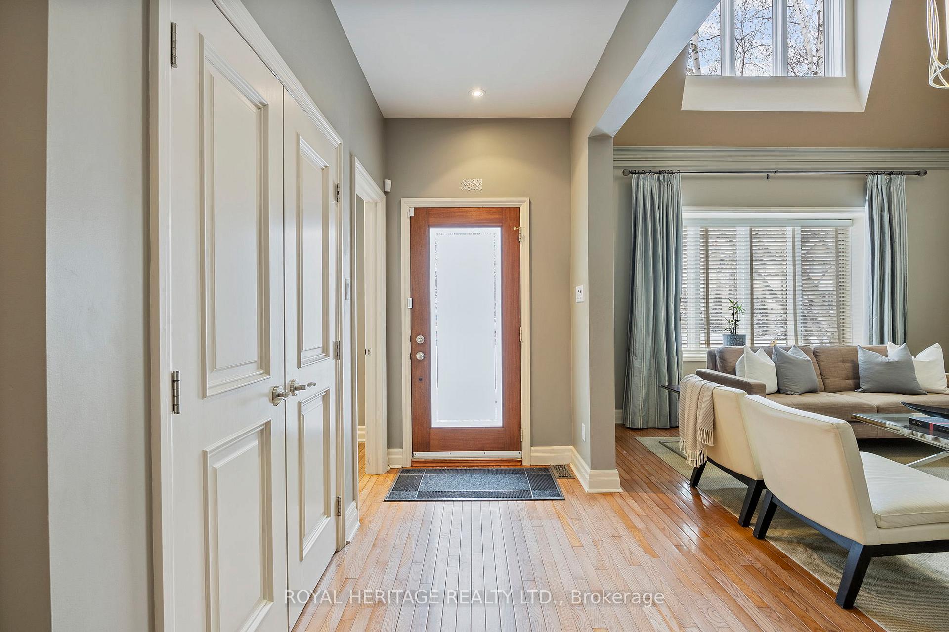 Photo 6 of 302 Brooke Avenue, Toronto, Bedford Park-Nortown — HOMEH