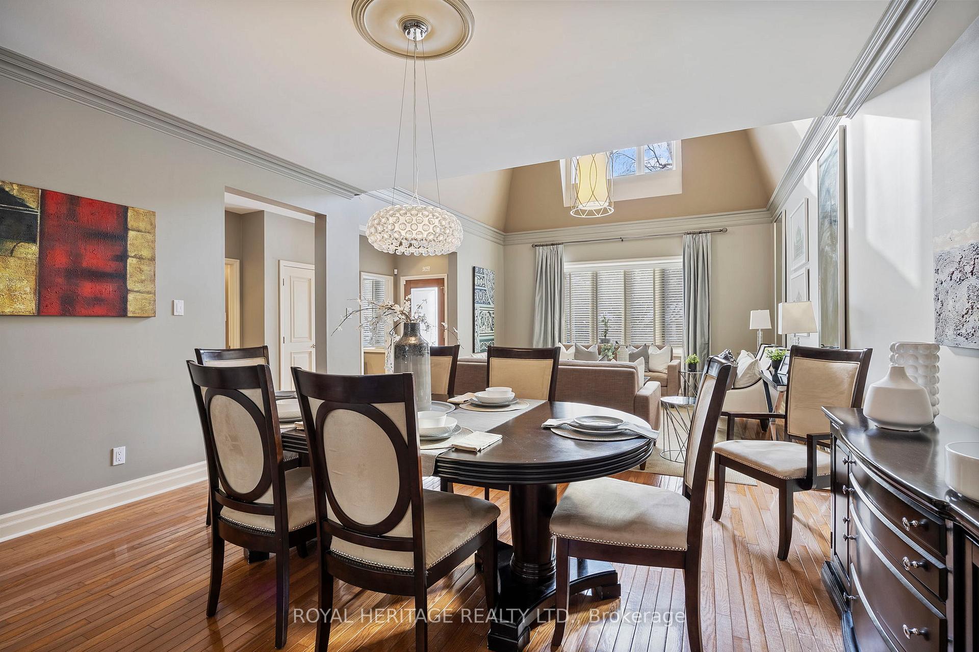 Photo 12 of 302 Brooke Avenue, Toronto, Bedford Park-Nortown — HOMEH