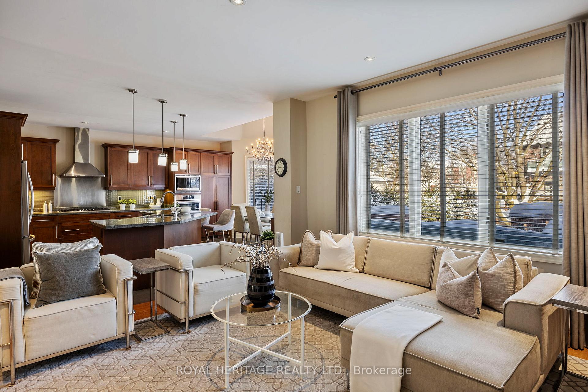 Photo 15 of 302 Brooke Avenue, Toronto, Bedford Park-Nortown — HOMEH