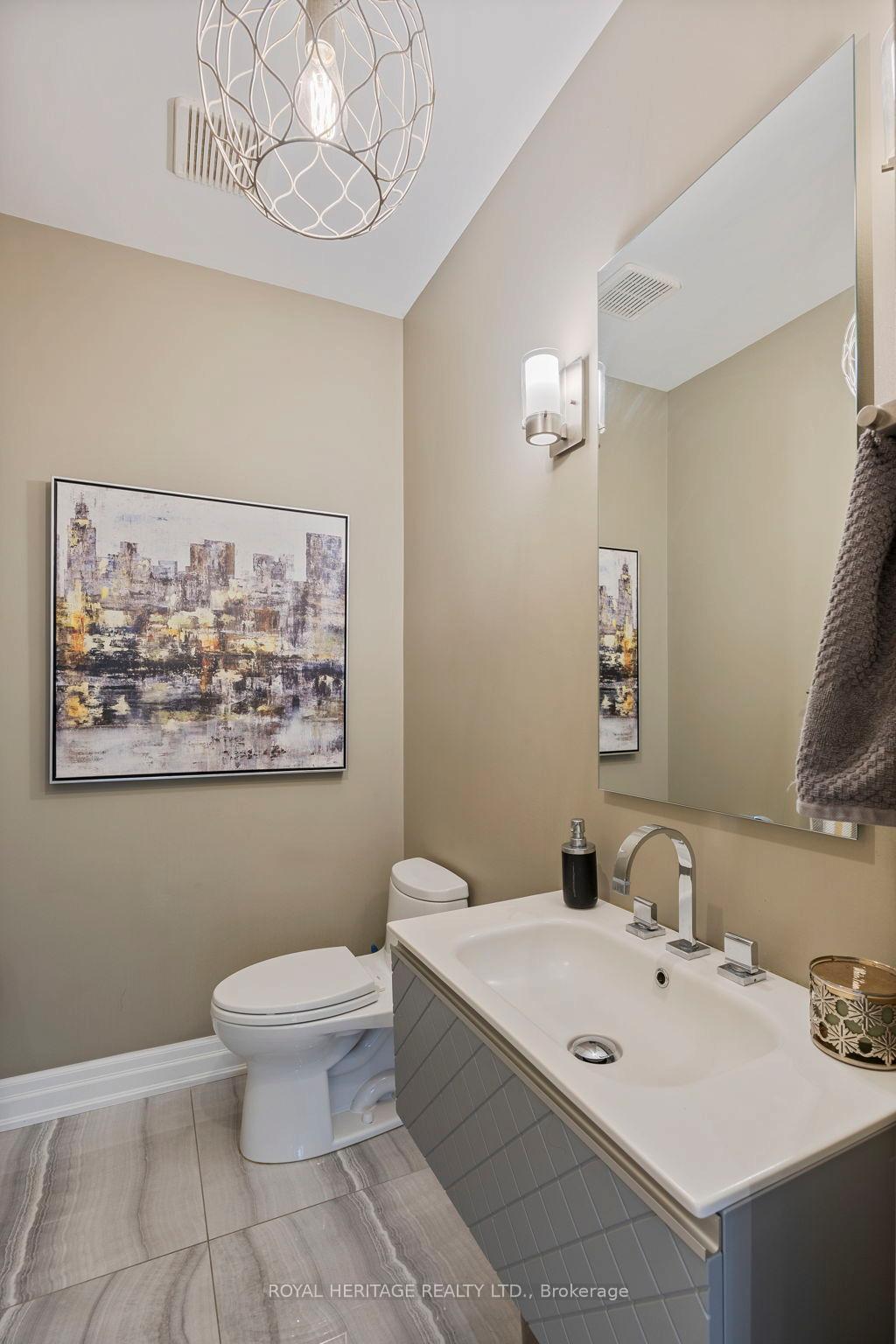 Photo 23 of 302 Brooke Avenue, Toronto, Bedford Park-Nortown — HOMEH