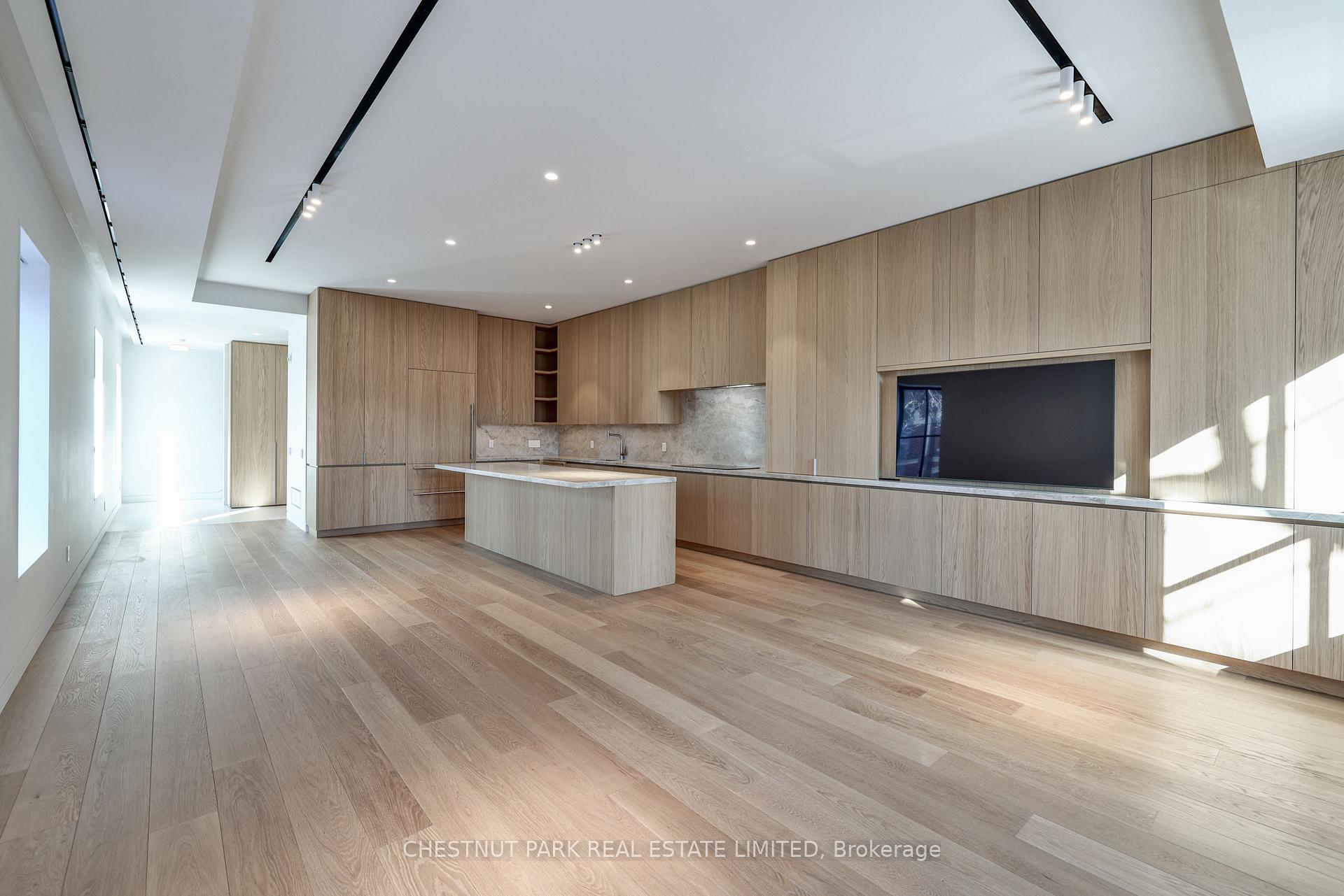 Photo 3 of 5 Brookfield Street, Toronto, Trinity-Bellwoods — HOMEH